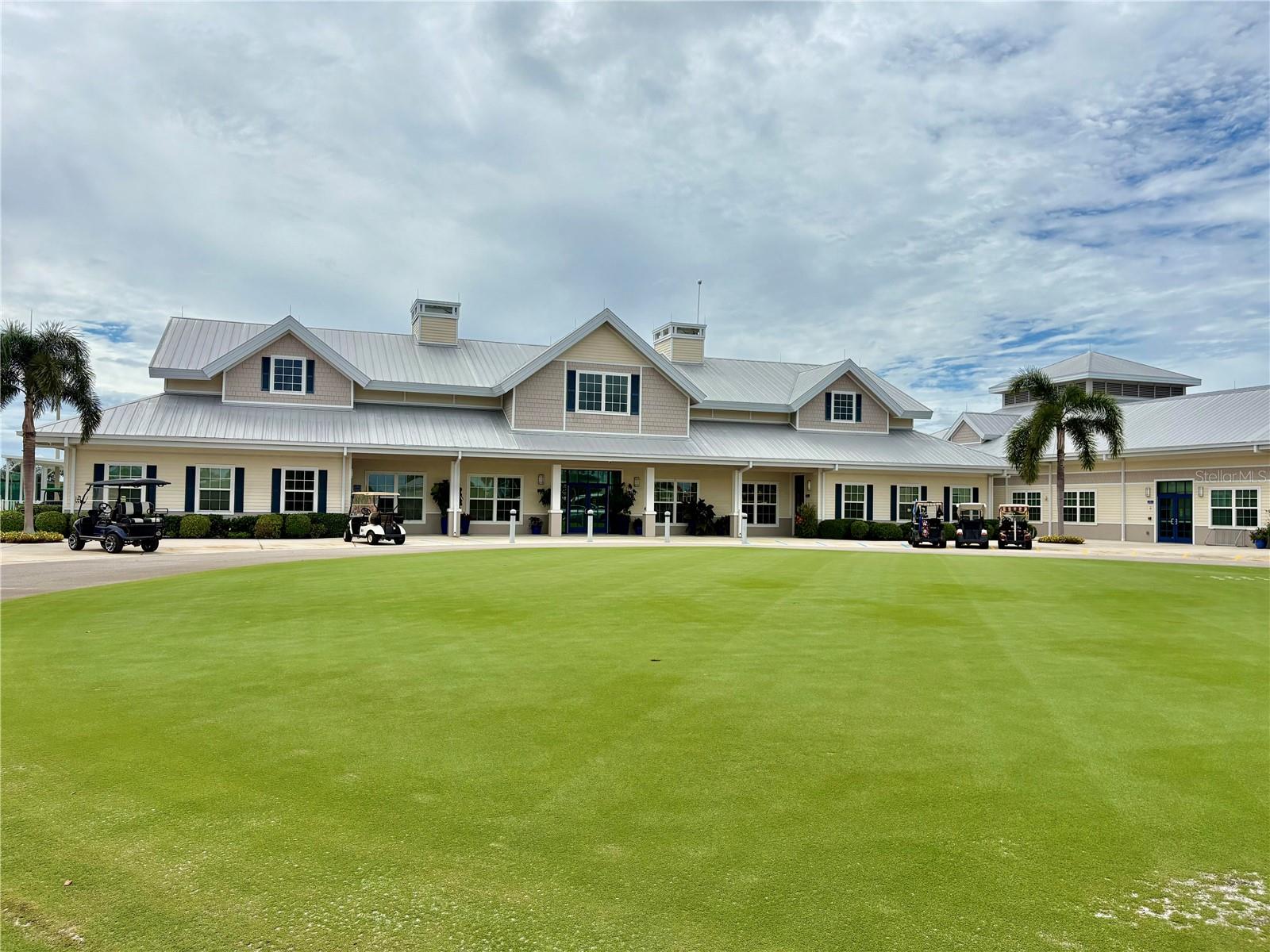 417 SNEAD DR, NORTH FORT MYERS, FL, 33903