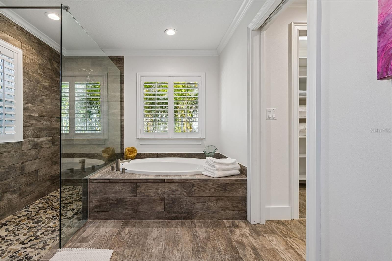 TB8472180 Property Photo