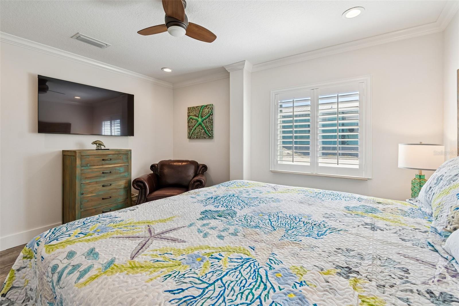 TB8472180 Property Photo