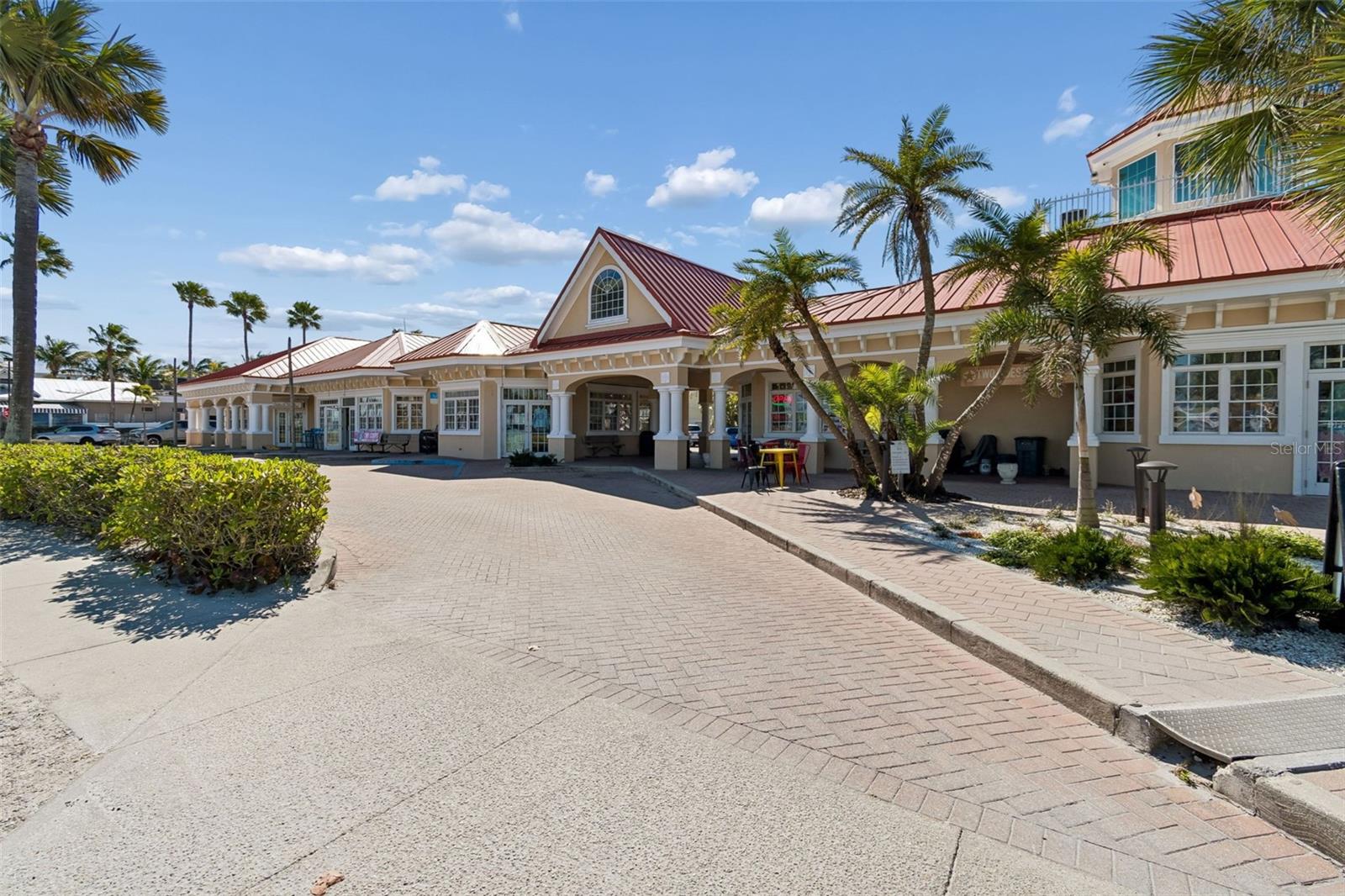 TB8472180 Property Photo