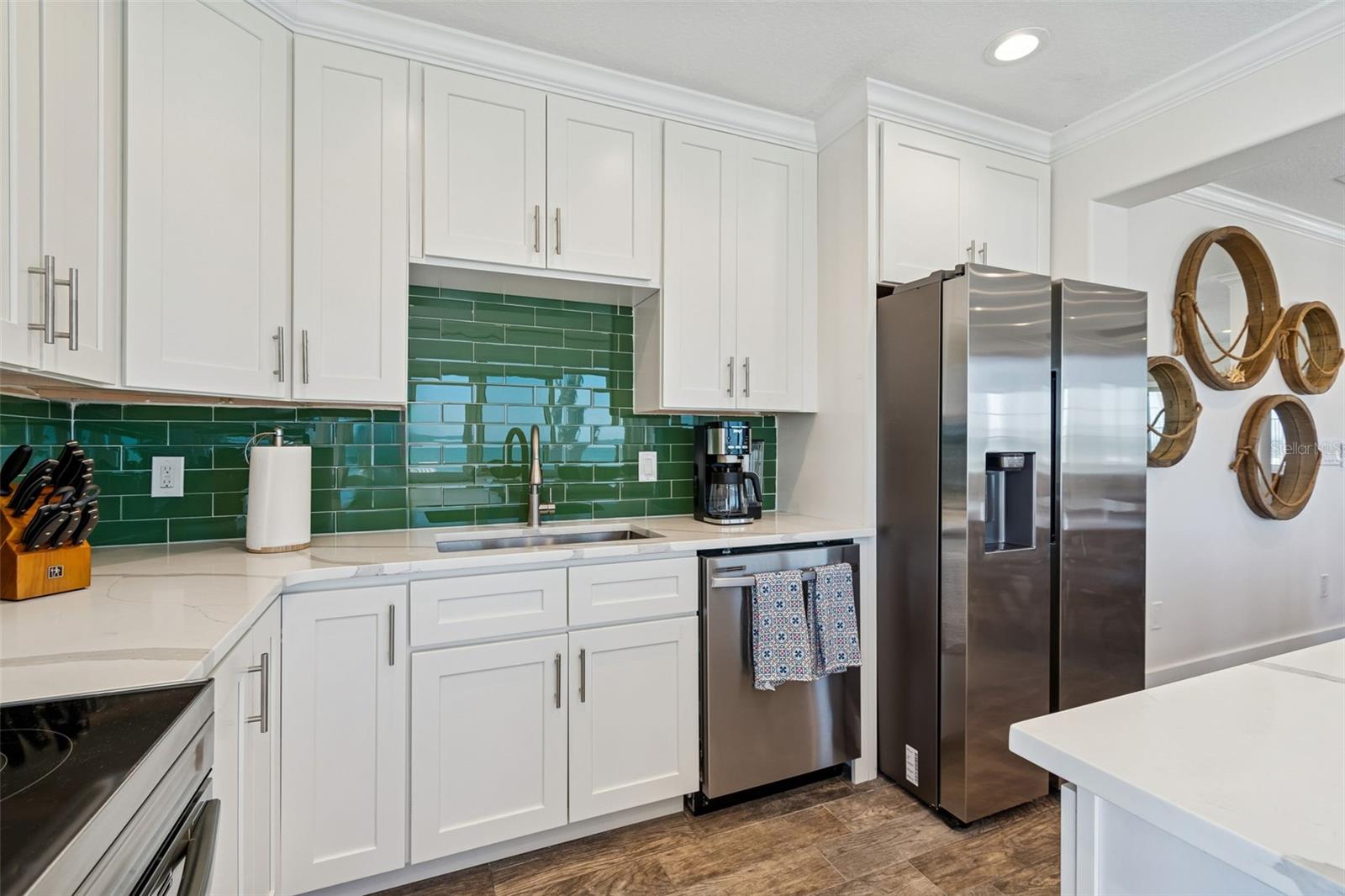 TB8472180 Property Photo