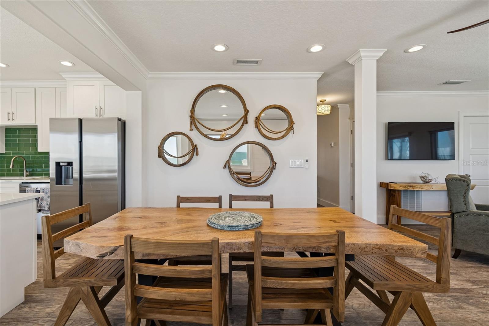 TB8472180 Property Photo