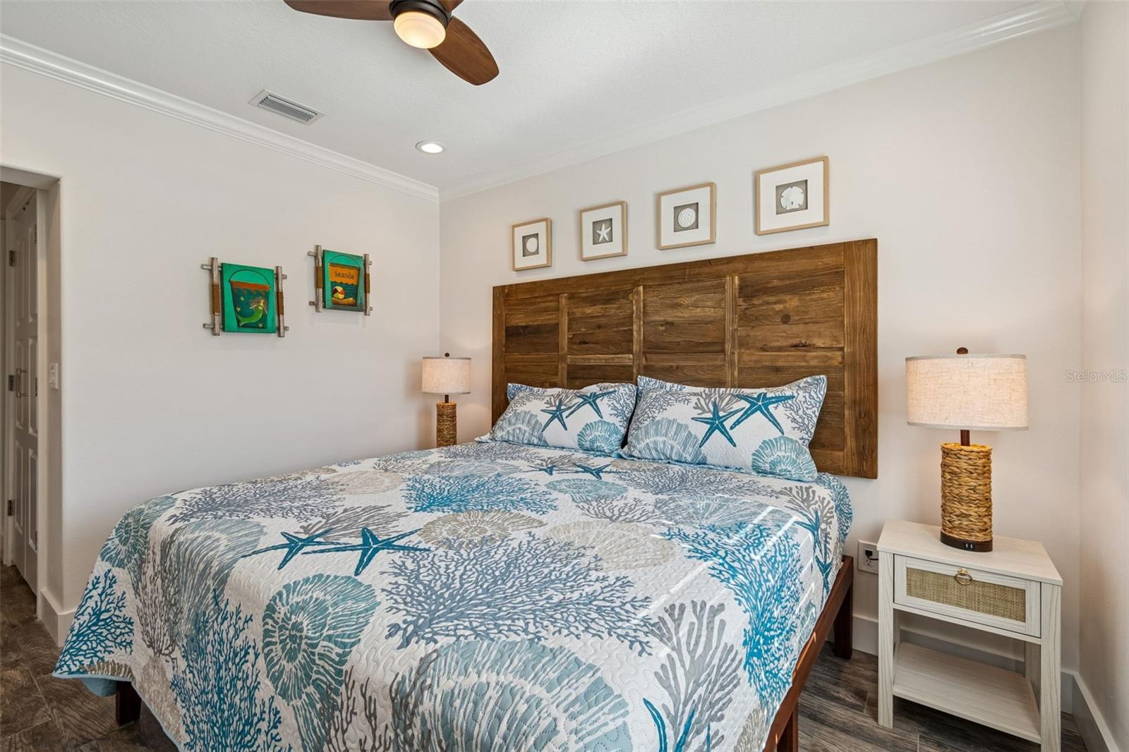 TB8472180 Property Photo