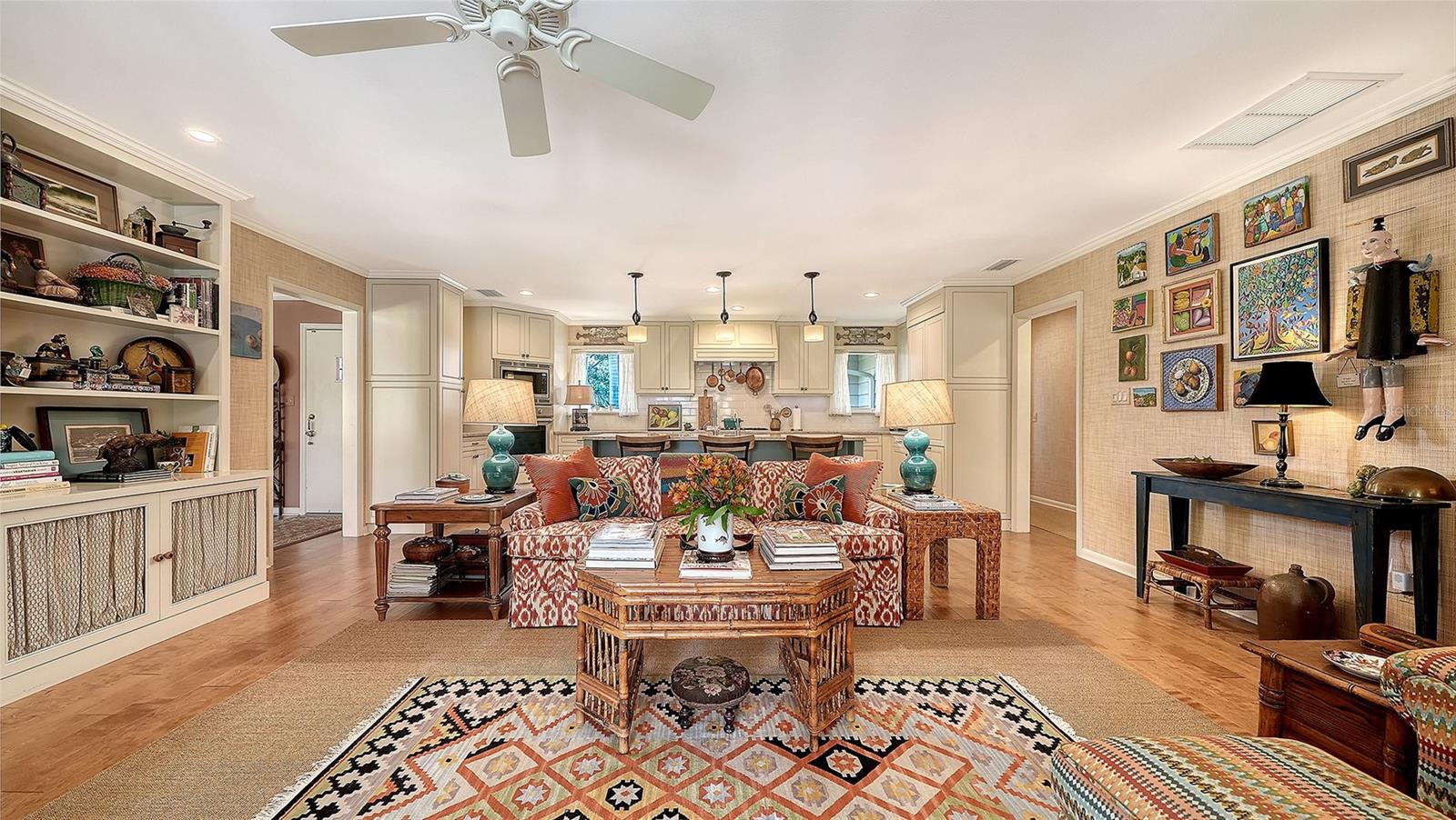 A4681101 Property Photo