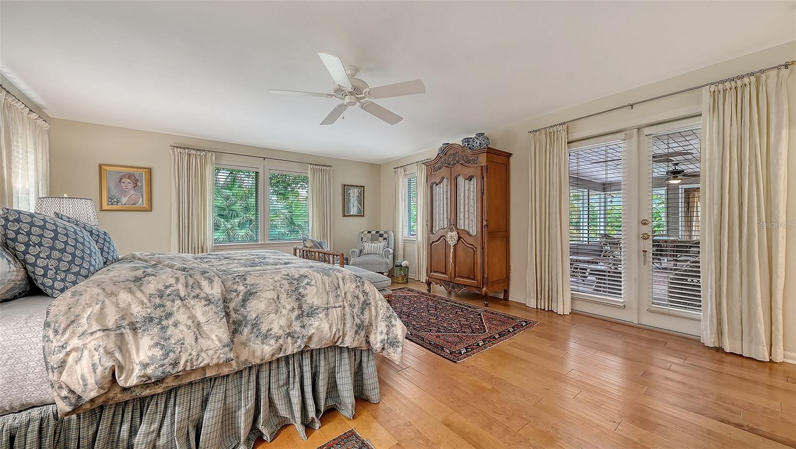 A4681101 Property Photo