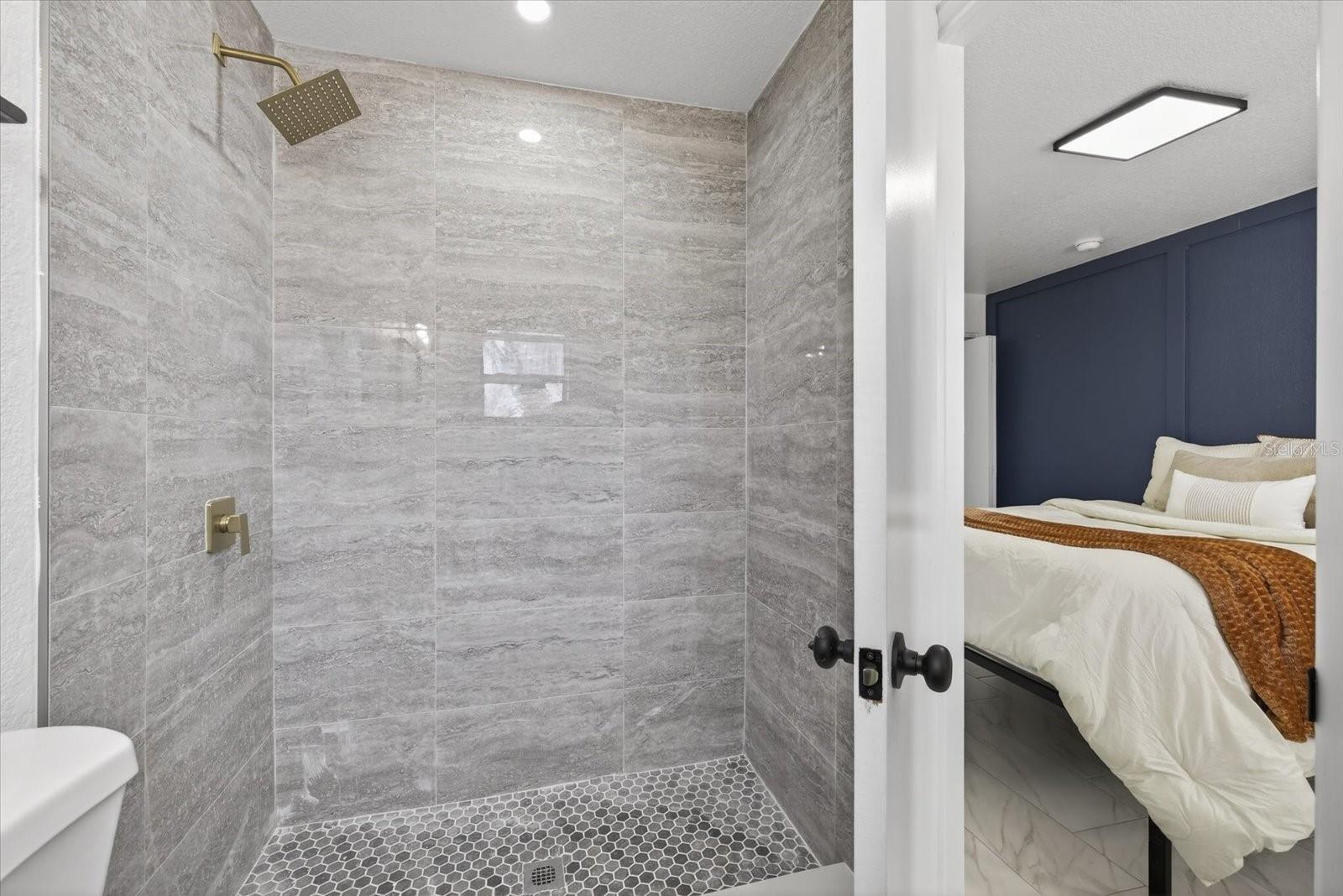 8309 TUPELO DR, TAMPA, FL, 33637