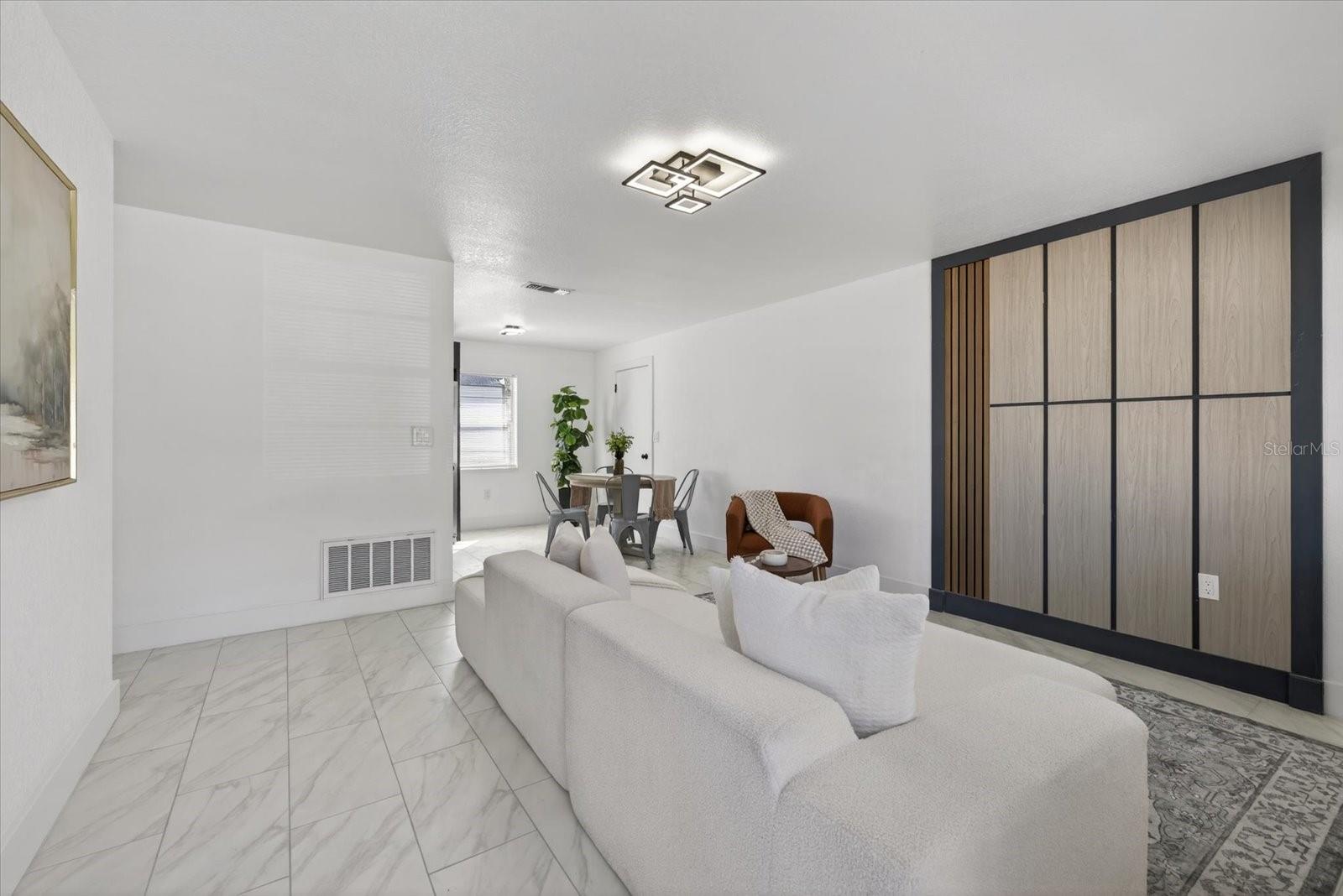 8309 TUPELO DR, TAMPA, FL, 33637