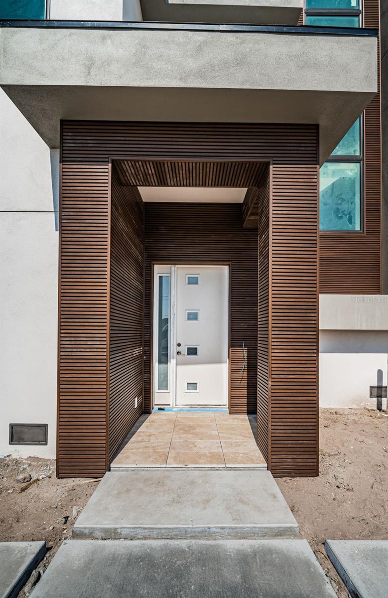 TB8472198 Property Photo