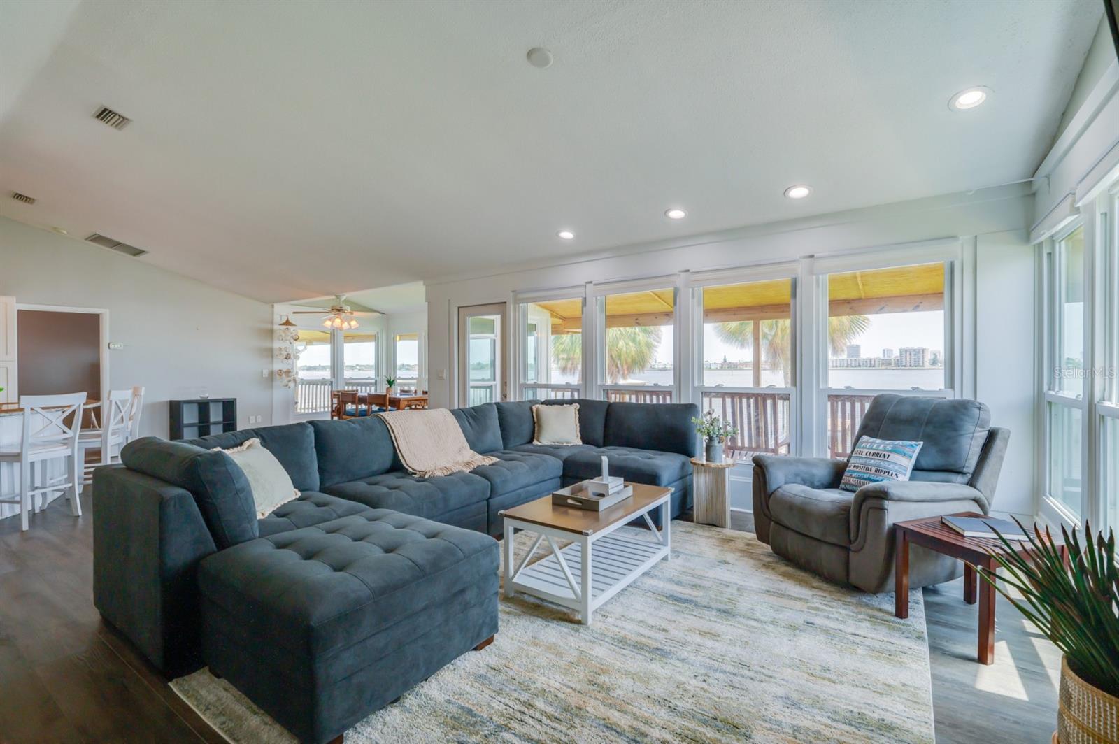 1633 RIVERSIDE DR, DAYTONA BEACH, FL, 32117