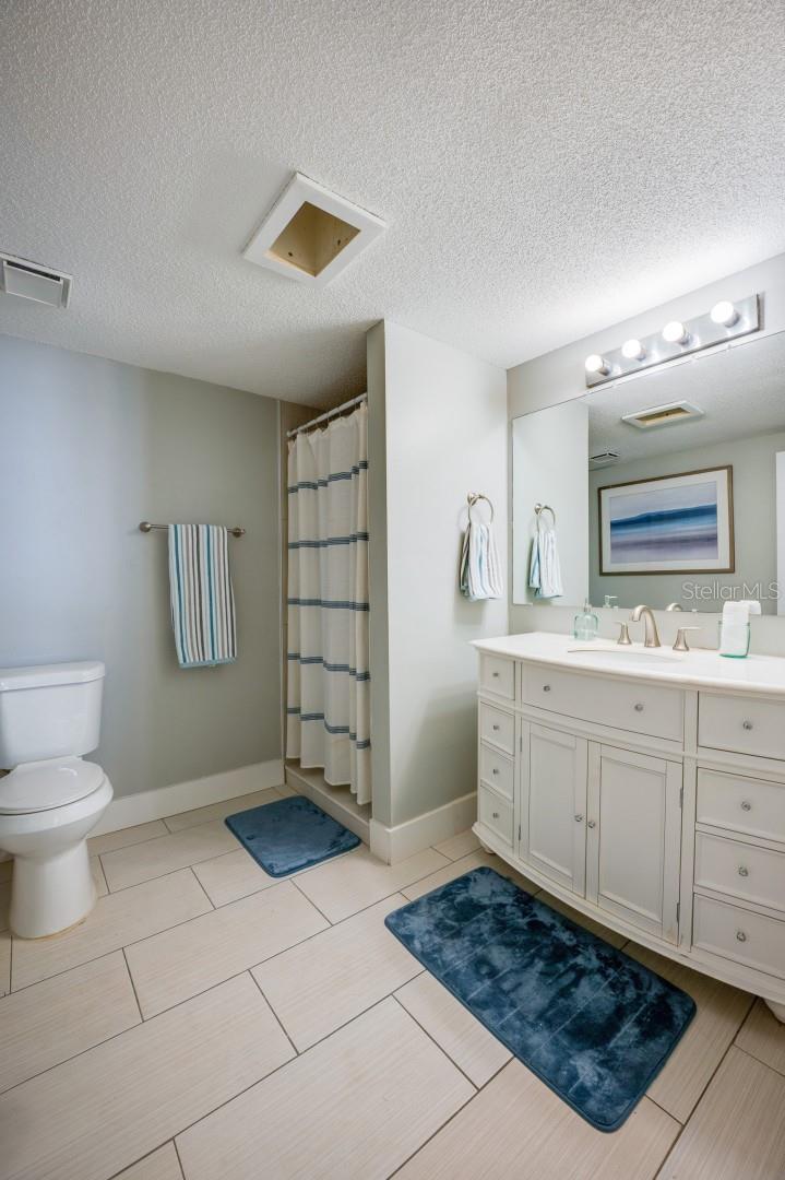 1633 RIVERSIDE DR, DAYTONA BEACH, FL, 32117