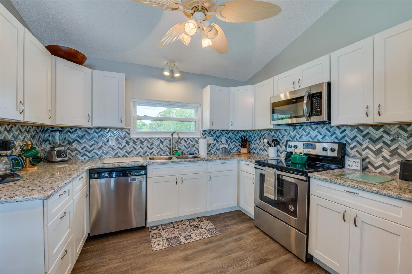 1633 RIVERSIDE DR, DAYTONA BEACH, FL, 32117