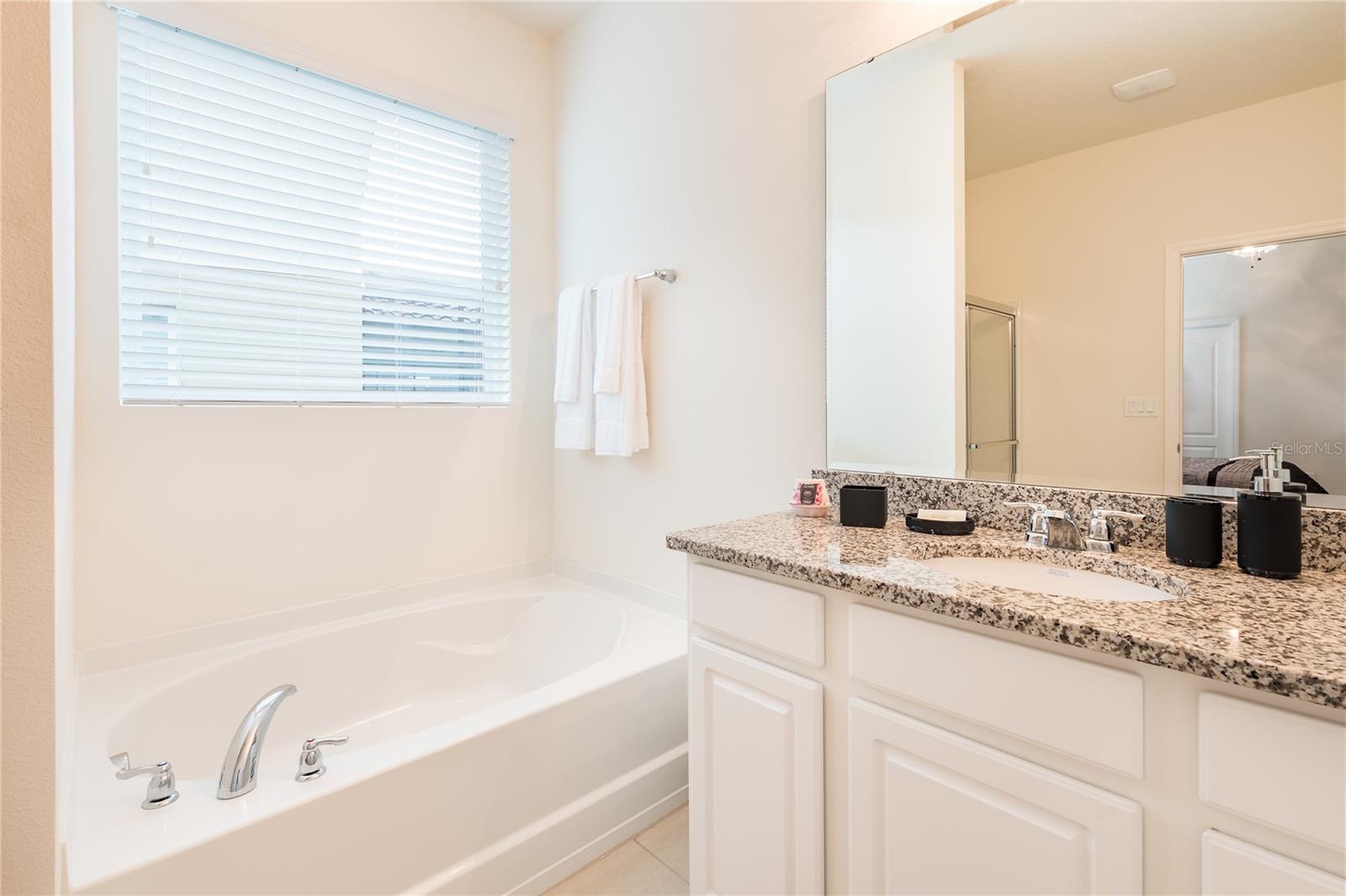 5231 WILDWOOD WAY, DAVENPORT, FL, 33837