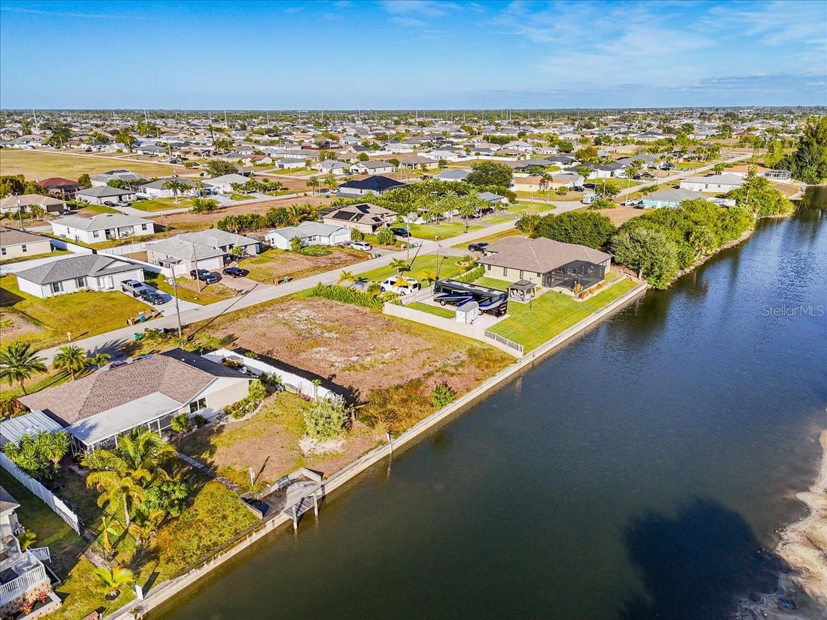 322 NE 20TH ST, CAPE CORAL, FL, 33909