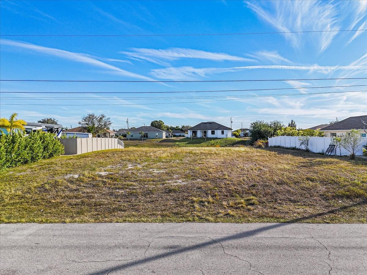 322 NE 20TH ST, CAPE CORAL, FL, 33909