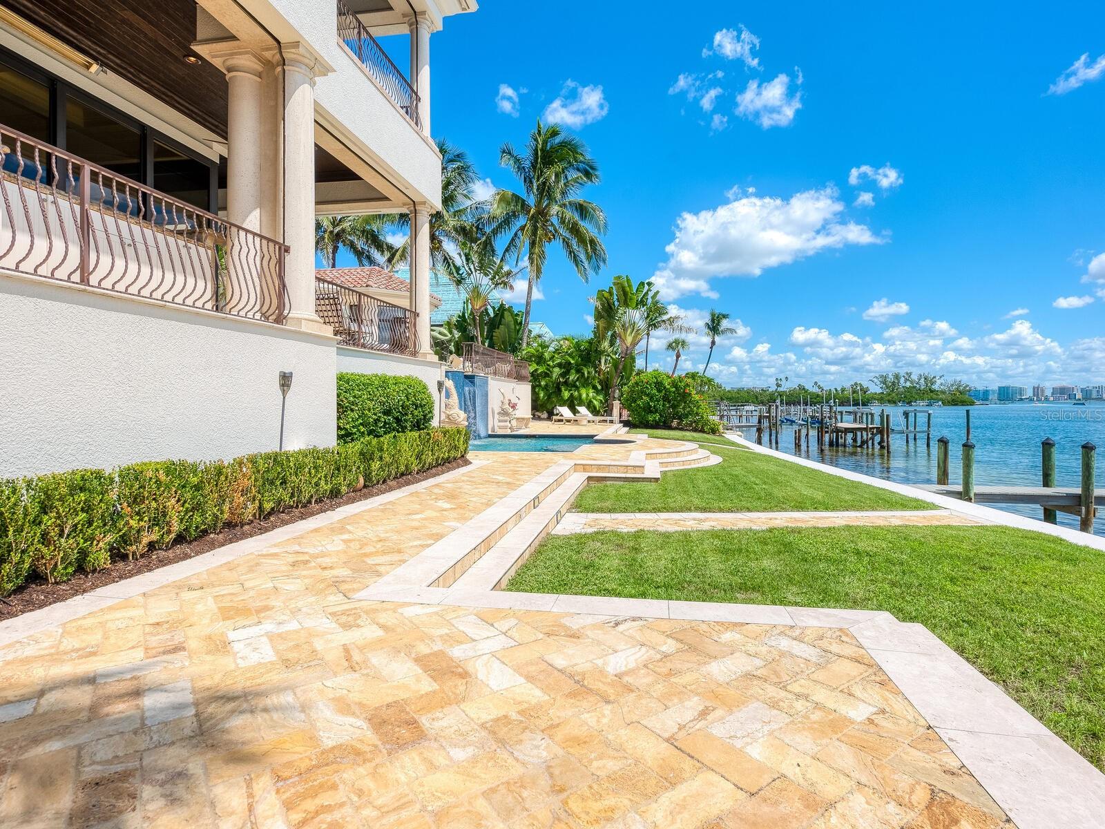 A4681123 Property Photo