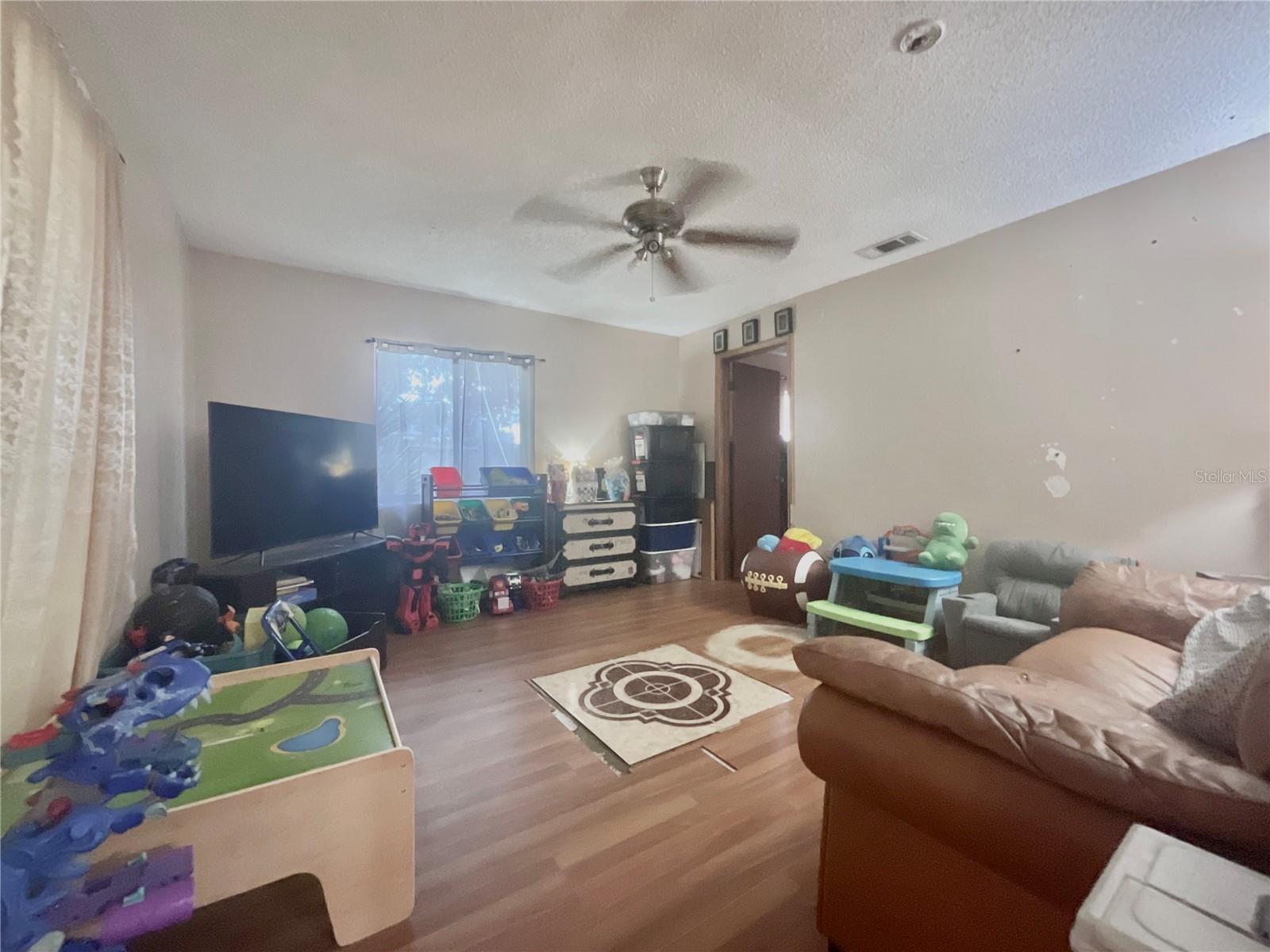 136 PUELBA LN, KISSIMMEE, FL, 34743
