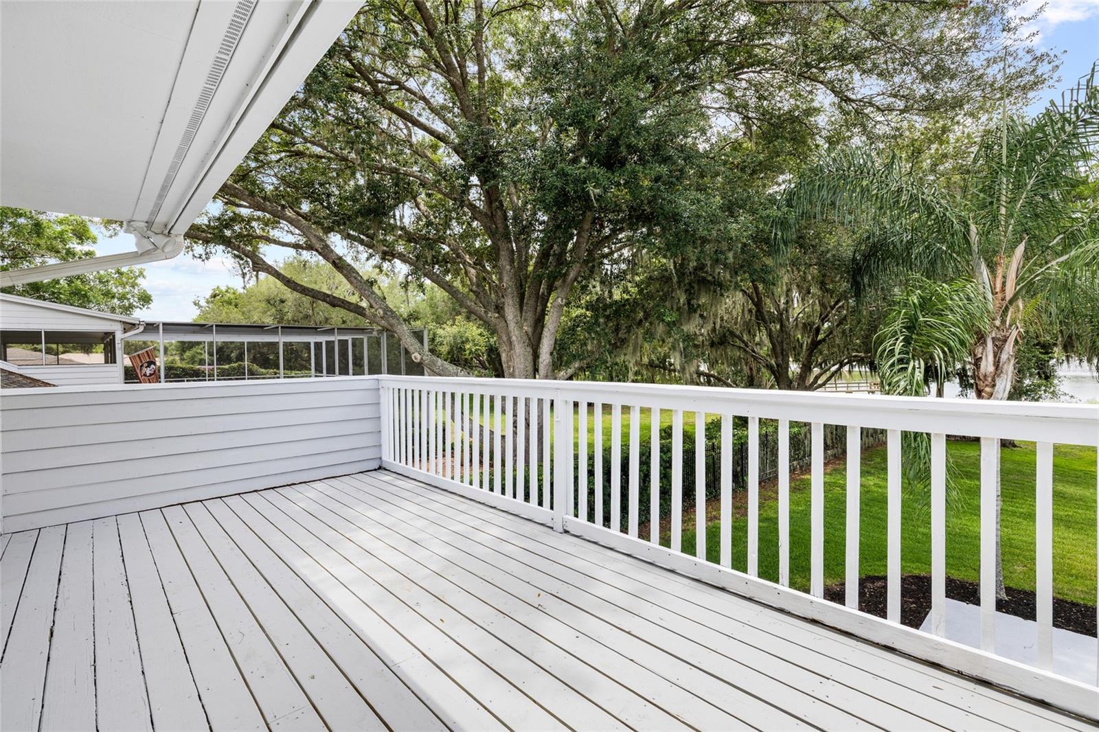 18010 CLEAR LAKE DR, LUTZ, FL, 33548