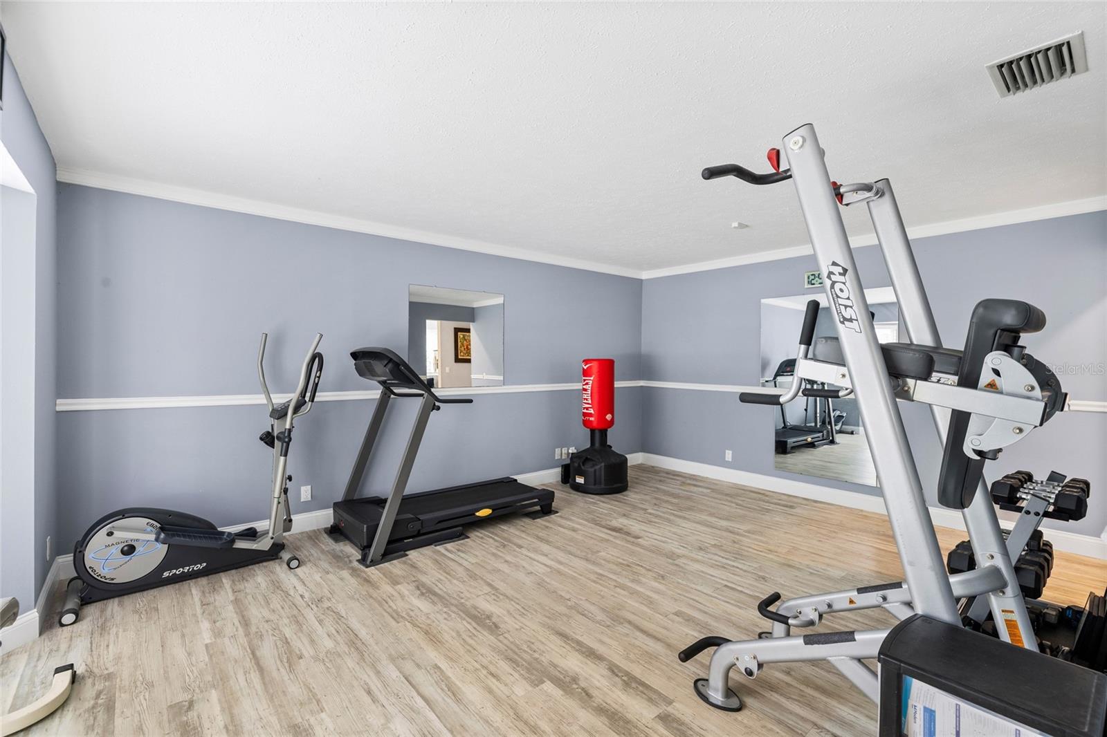 18010 CLEAR LAKE DR, LUTZ, FL, 33548