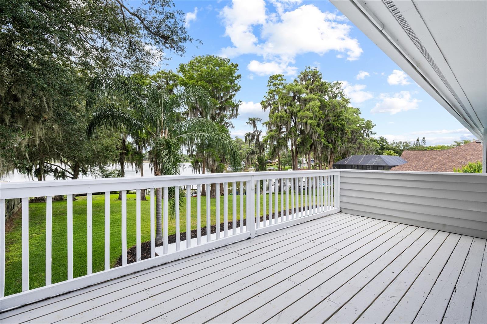 18010 CLEAR LAKE DR, LUTZ, FL, 33548