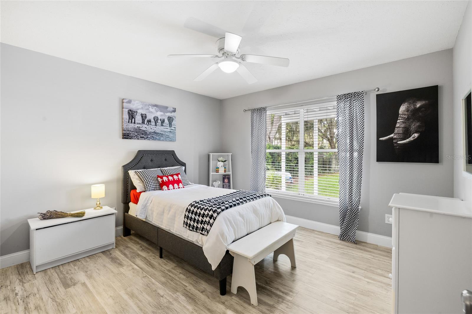 18010 CLEAR LAKE DR, LUTZ, FL, 33548