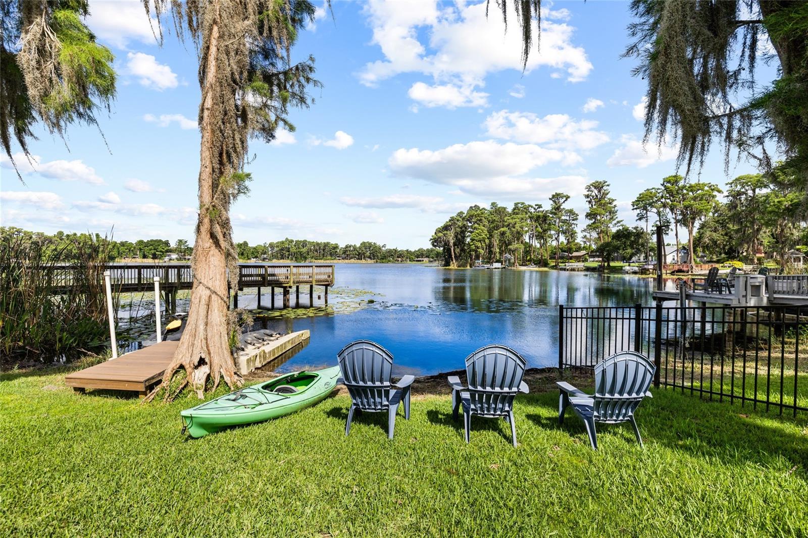 18010 CLEAR LAKE DR, LUTZ, FL, 33548