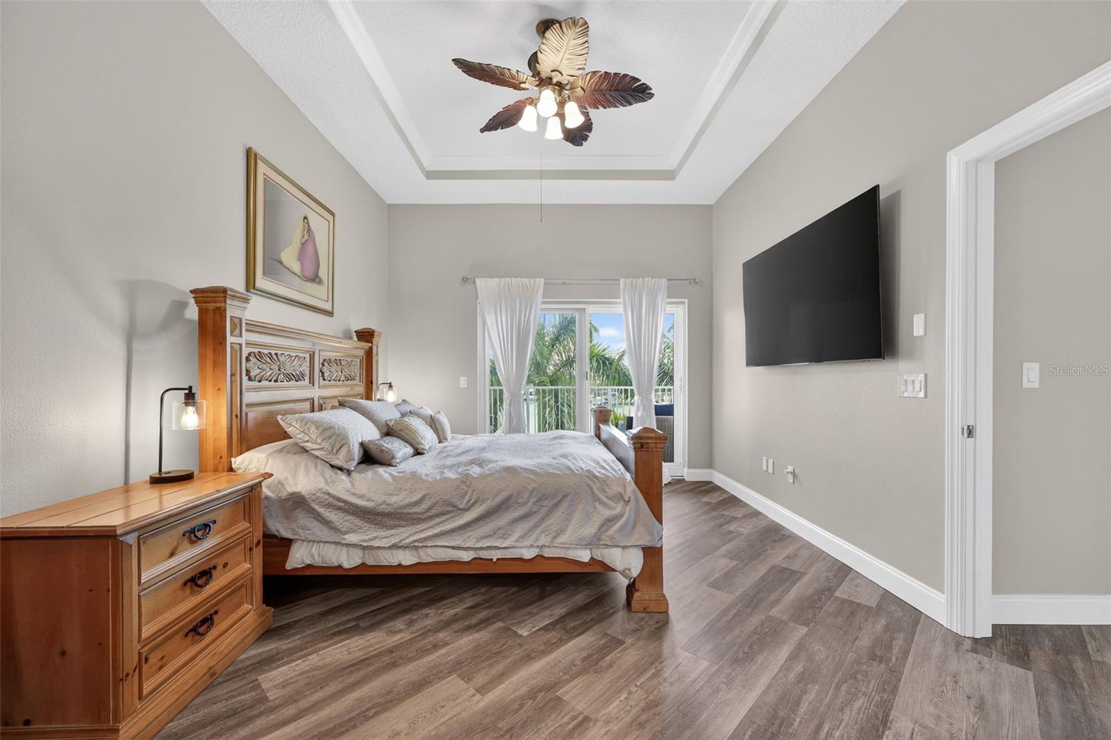 205 BRIGHTWATER DR #202, CLEARWATER BEACH, FL, 33767