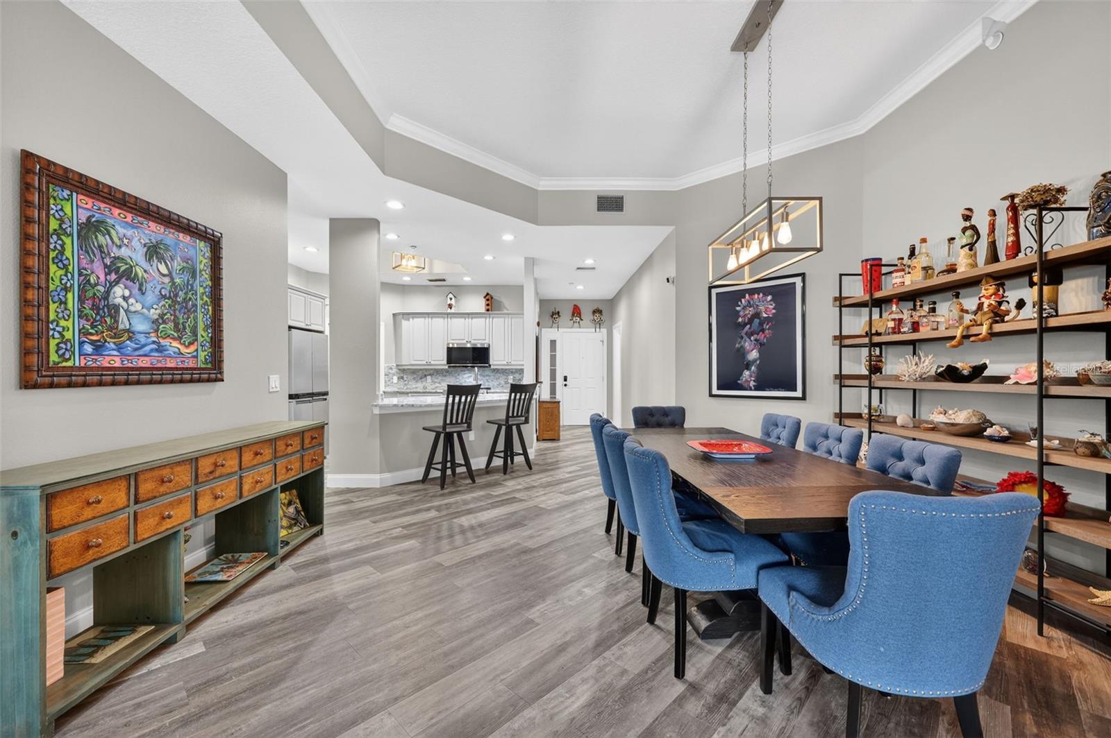 205 BRIGHTWATER DR #202, CLEARWATER BEACH, FL, 33767