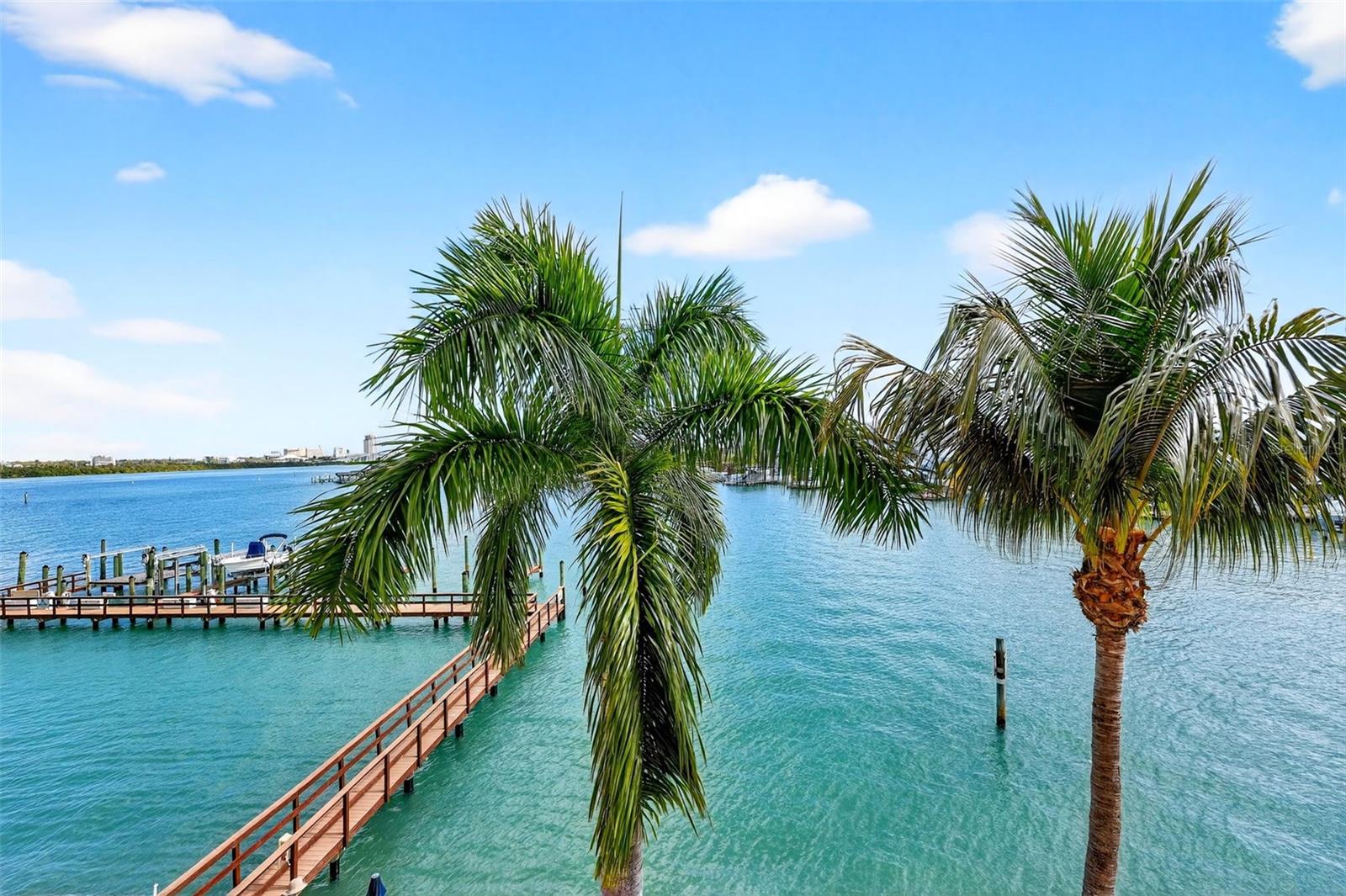 205 BRIGHTWATER DR #202, CLEARWATER BEACH, FL, 33767