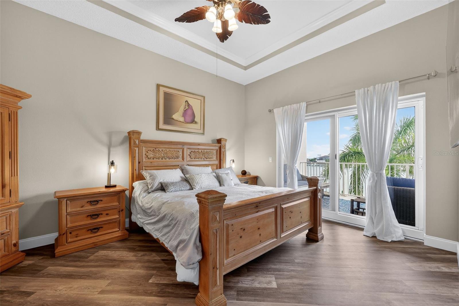 205 BRIGHTWATER DR #202, CLEARWATER BEACH, FL, 33767