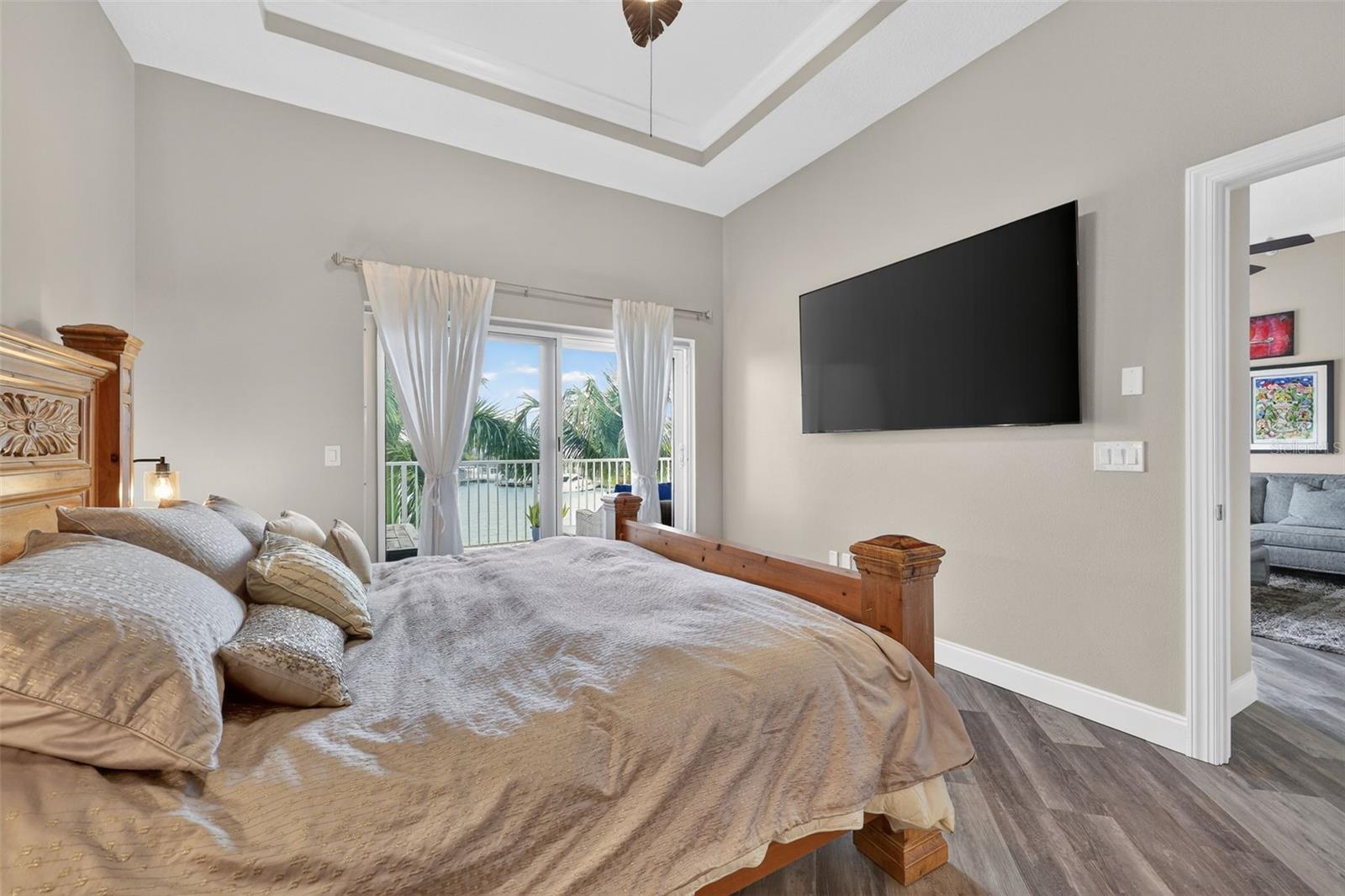 205 BRIGHTWATER DR #202, CLEARWATER BEACH, FL, 33767