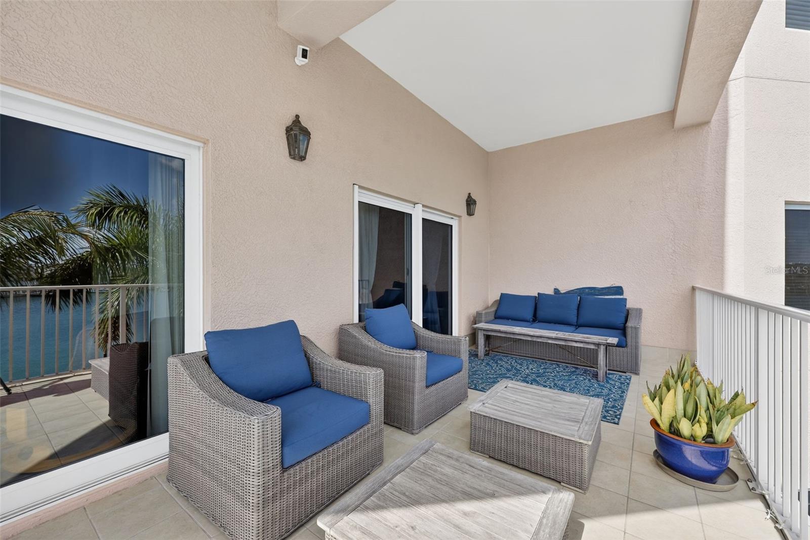 205 BRIGHTWATER DR #202, CLEARWATER BEACH, FL, 33767