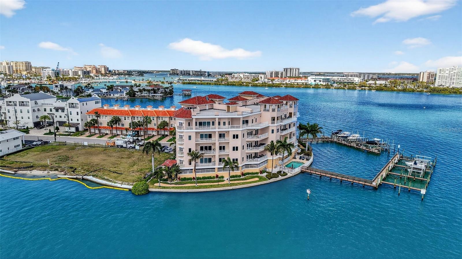 205 BRIGHTWATER DR #202, CLEARWATER BEACH, FL, 33767