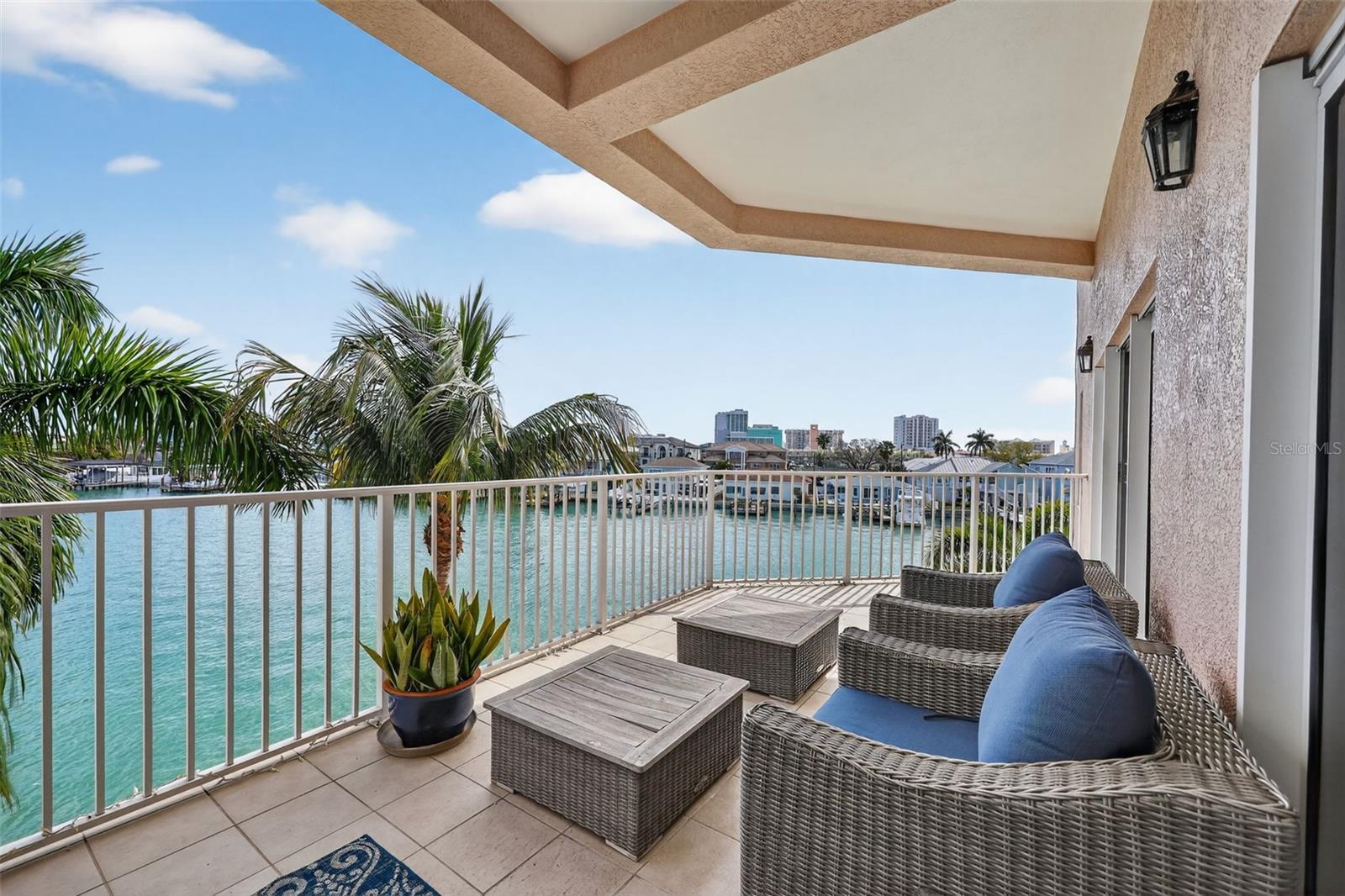 205 BRIGHTWATER DR #202, CLEARWATER BEACH, FL, 33767