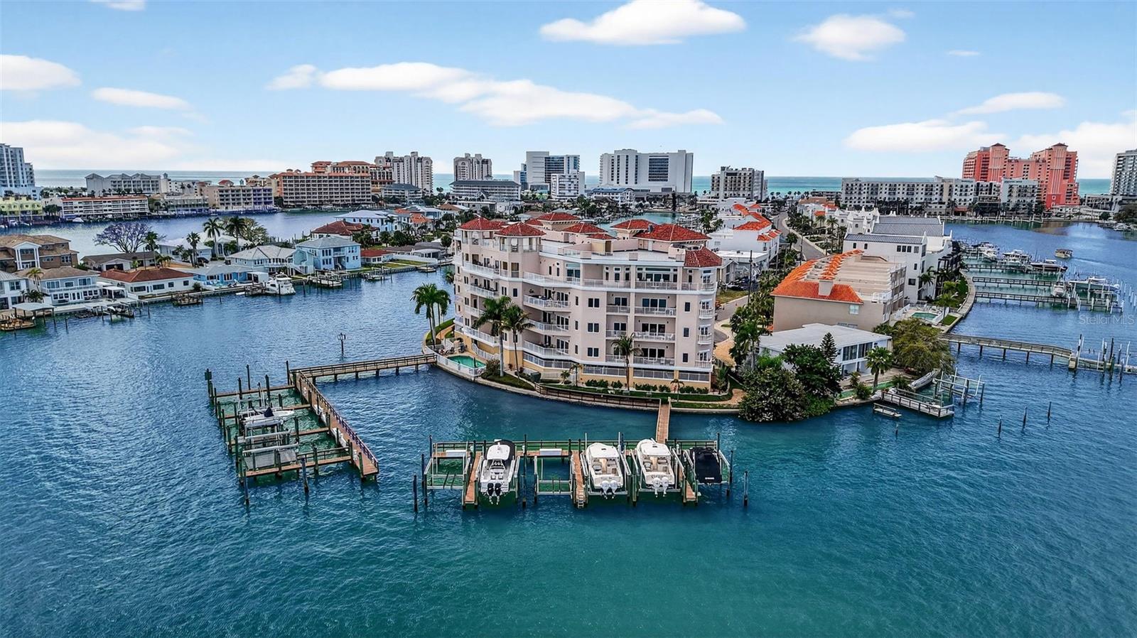 205 BRIGHTWATER DR #202, CLEARWATER BEACH, FL, 33767