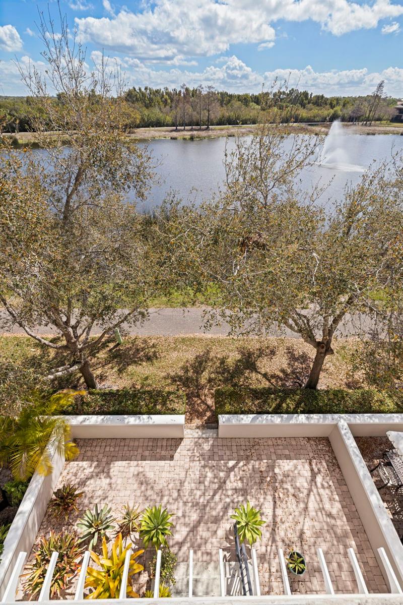 300 NEWBURY PL N, ST PETERSBURG, FL, 33716
