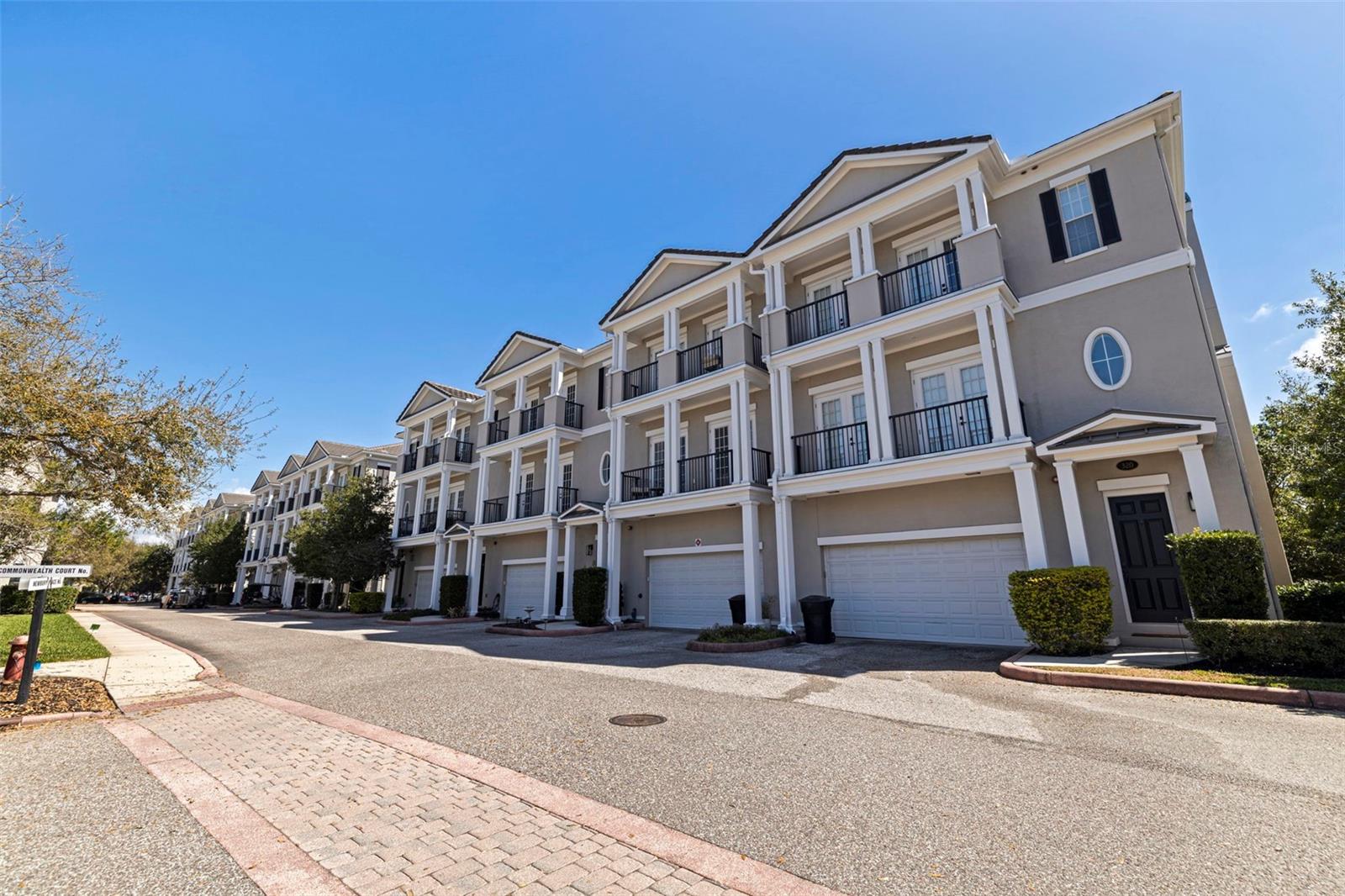 300 NEWBURY PL N, ST PETERSBURG, FL, 33716
