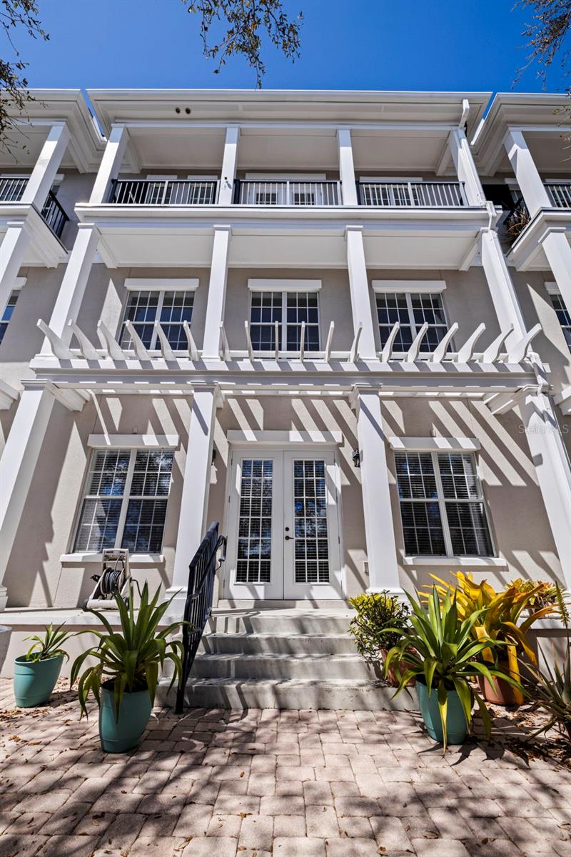 300 NEWBURY PL N, ST PETERSBURG, FL, 33716