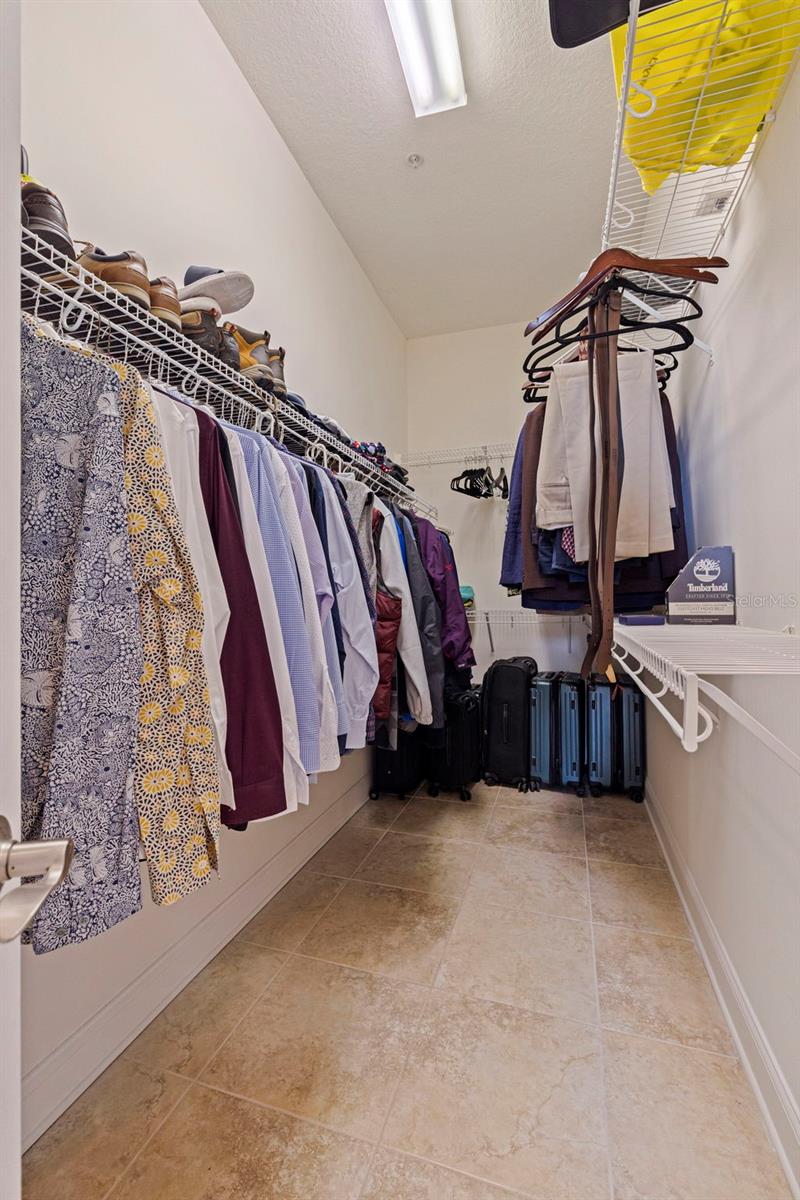300 NEWBURY PL N, ST PETERSBURG, FL, 33716