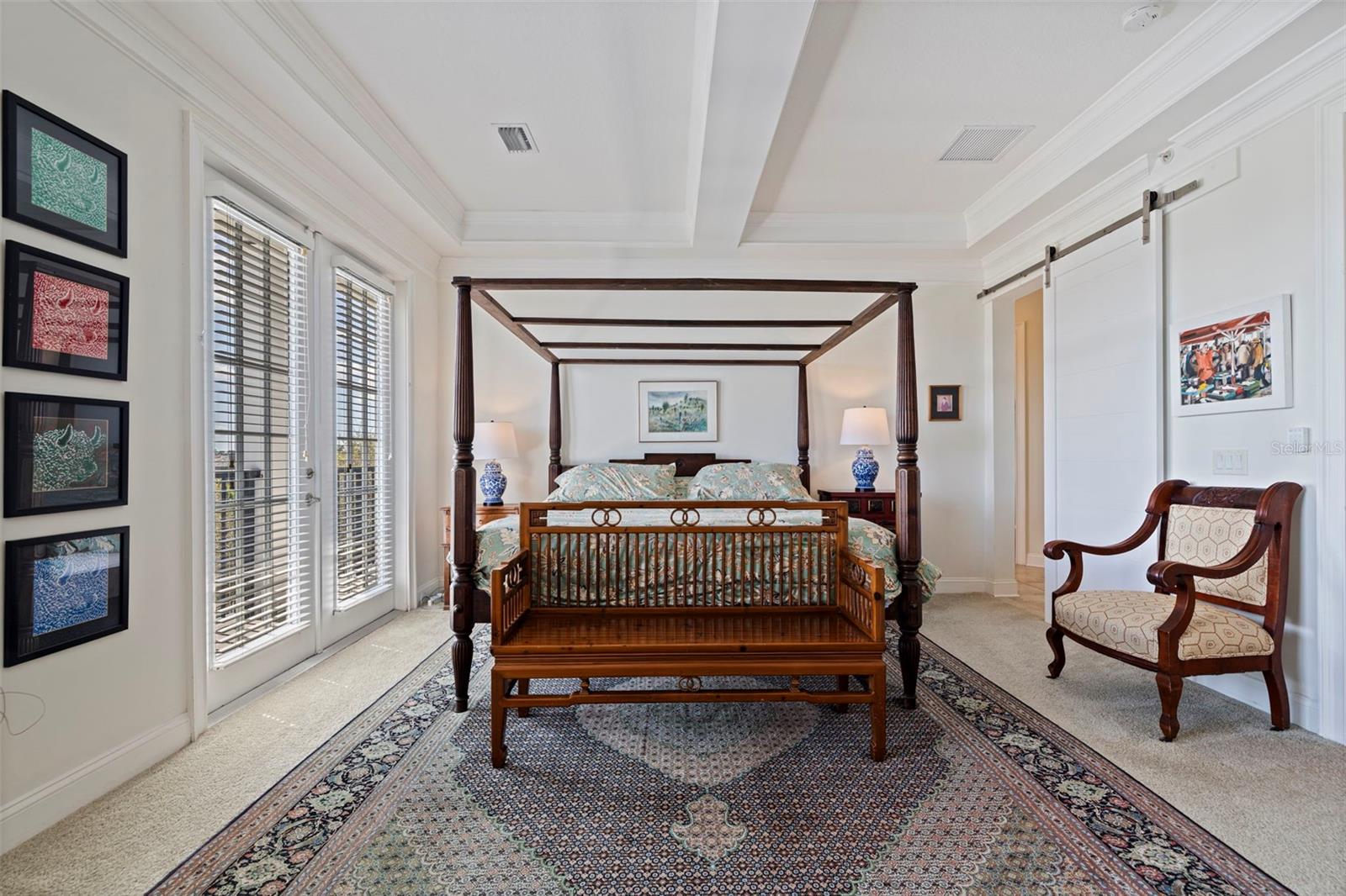 300 NEWBURY PL N, ST PETERSBURG, FL, 33716