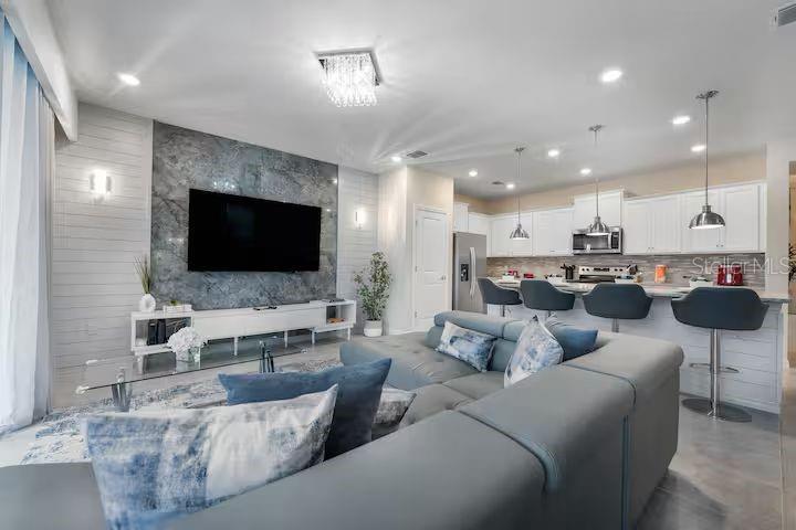 4030 LANA AVE, DAVENPORT, FL, 33897