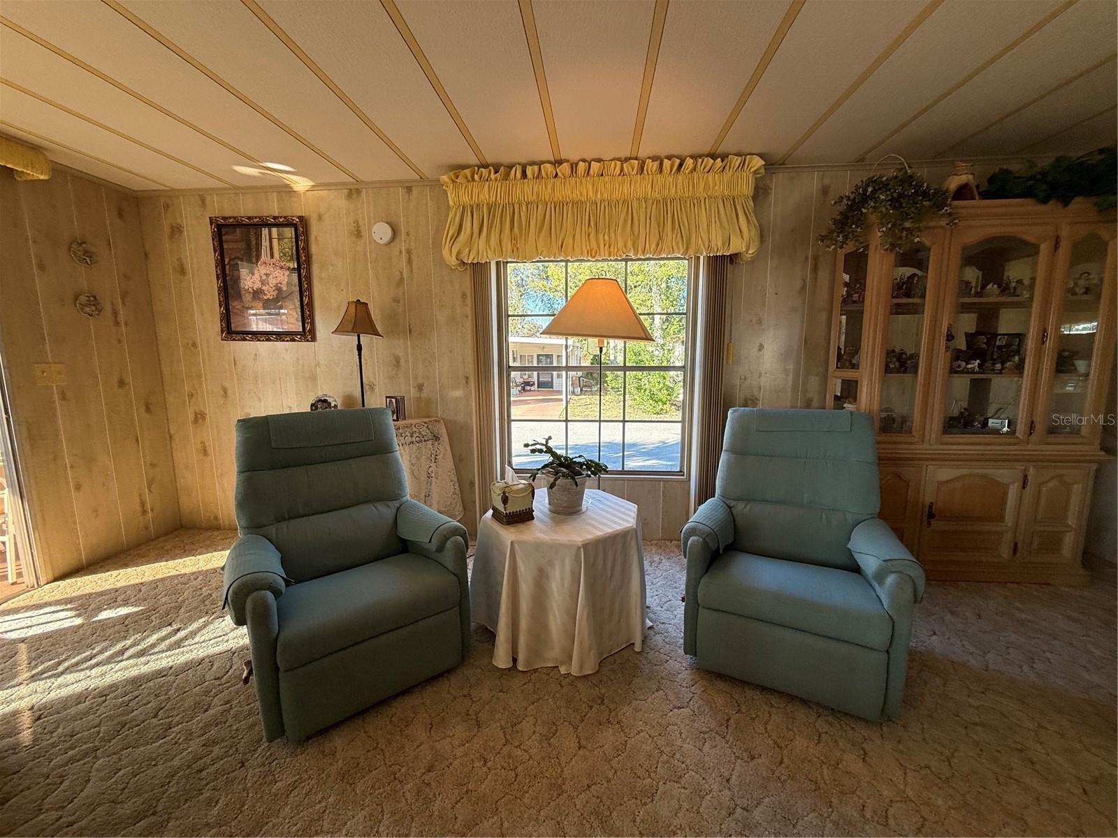 OM718084 Property Photo