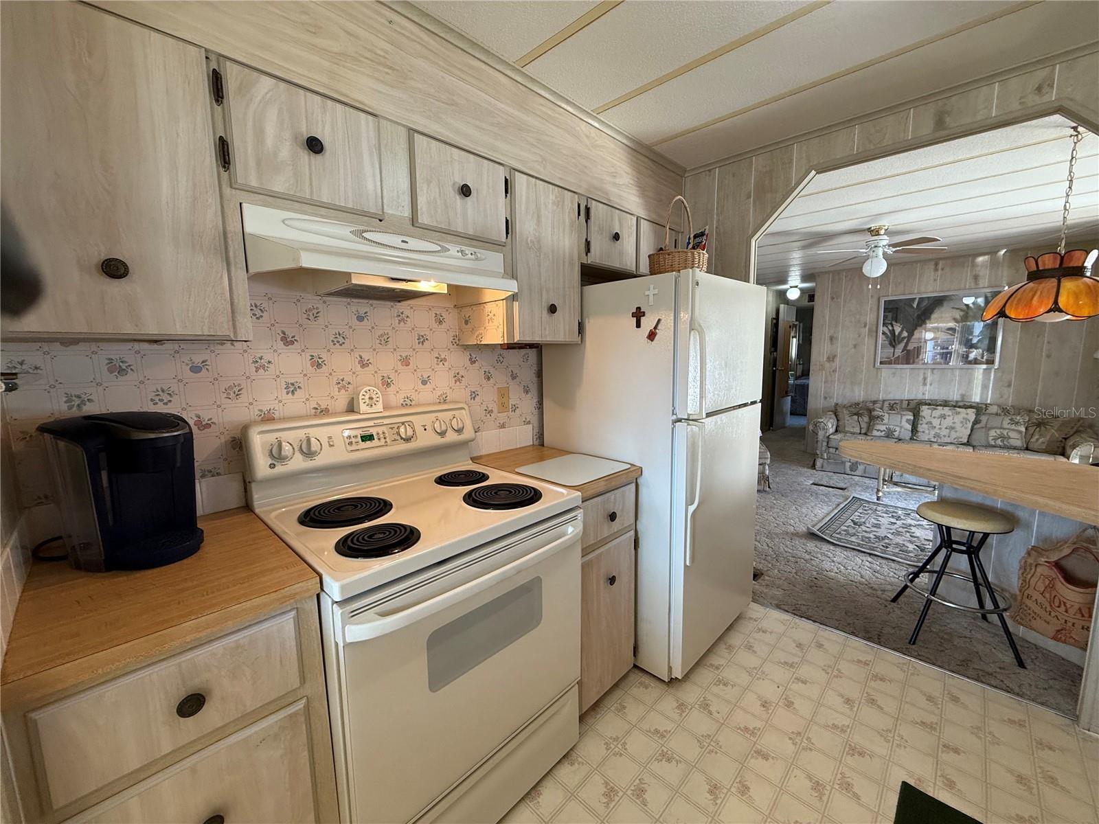 OM718084 Property Photo