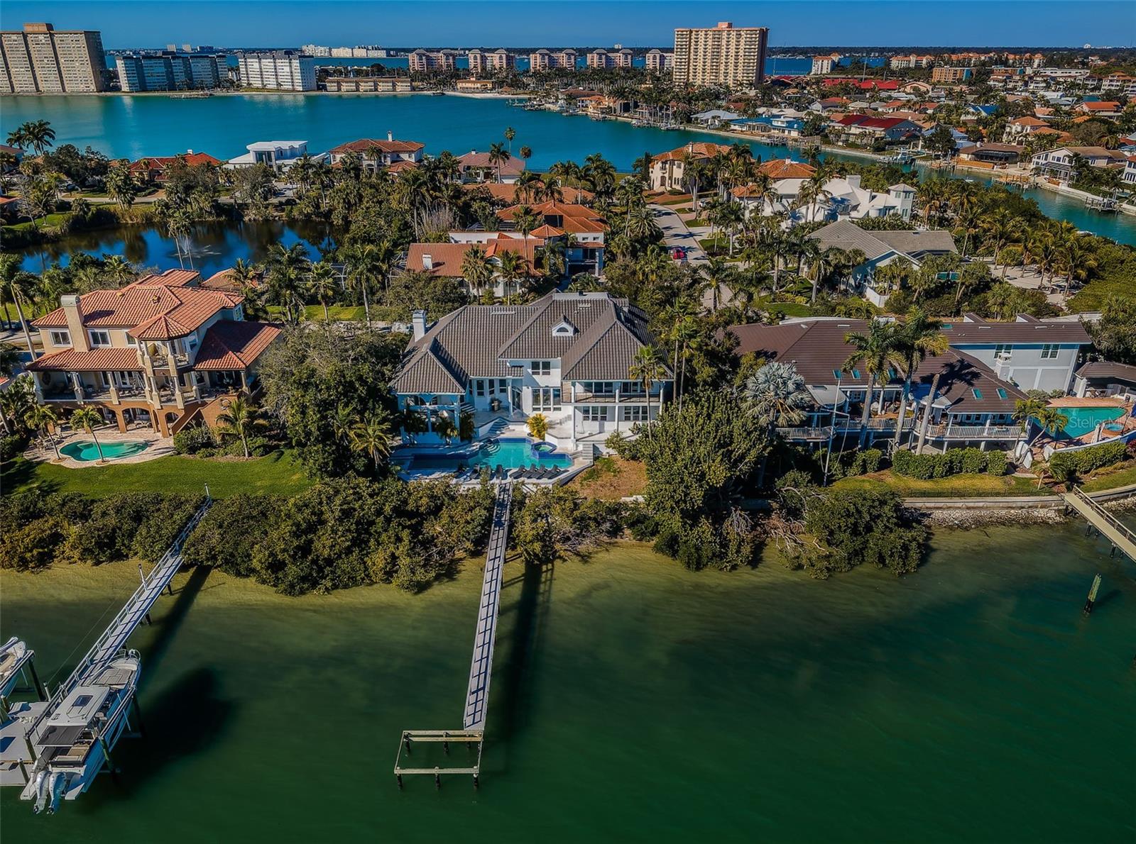 TB8472517 Property Photo