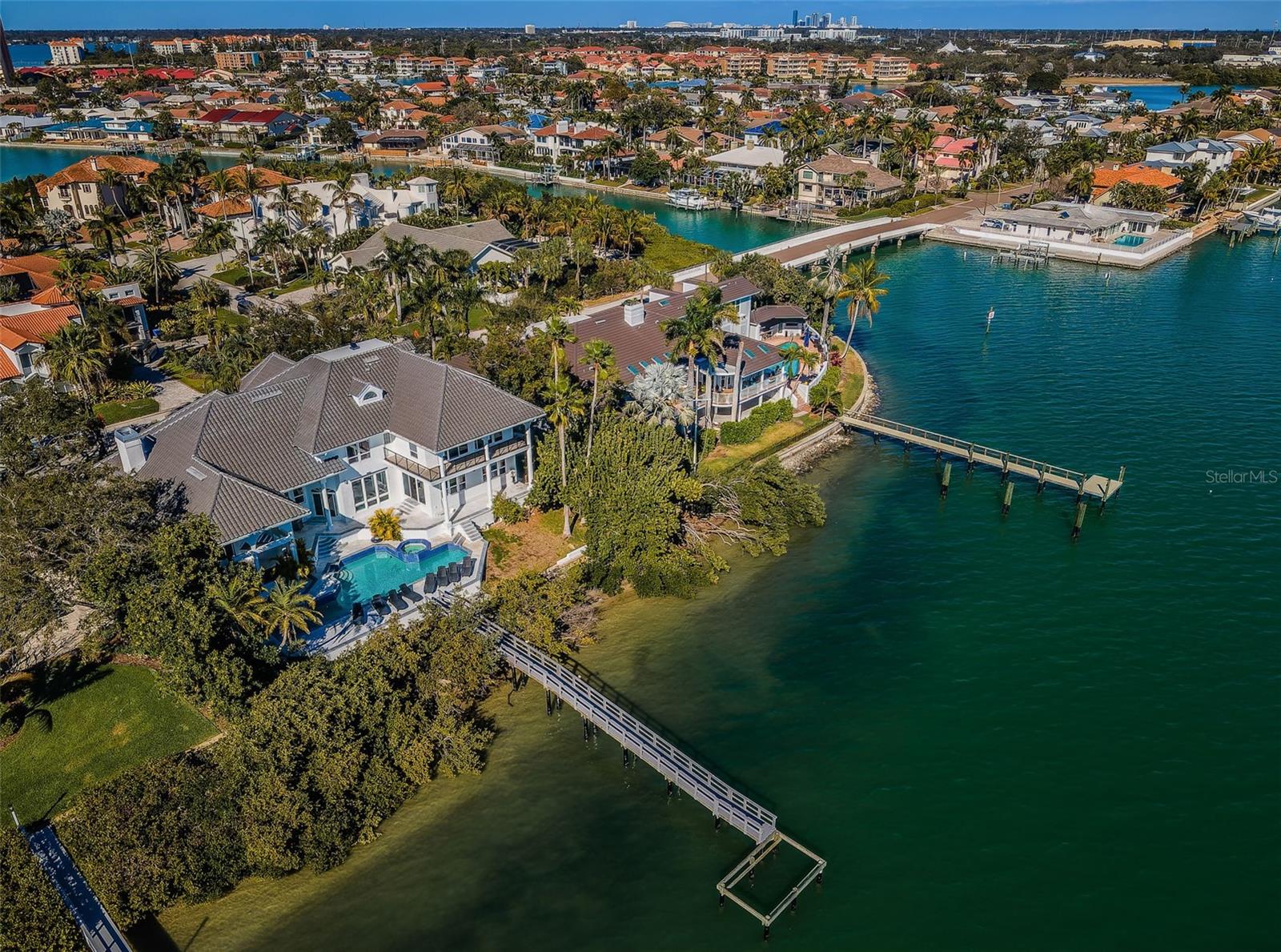 TB8472517 Property Photo