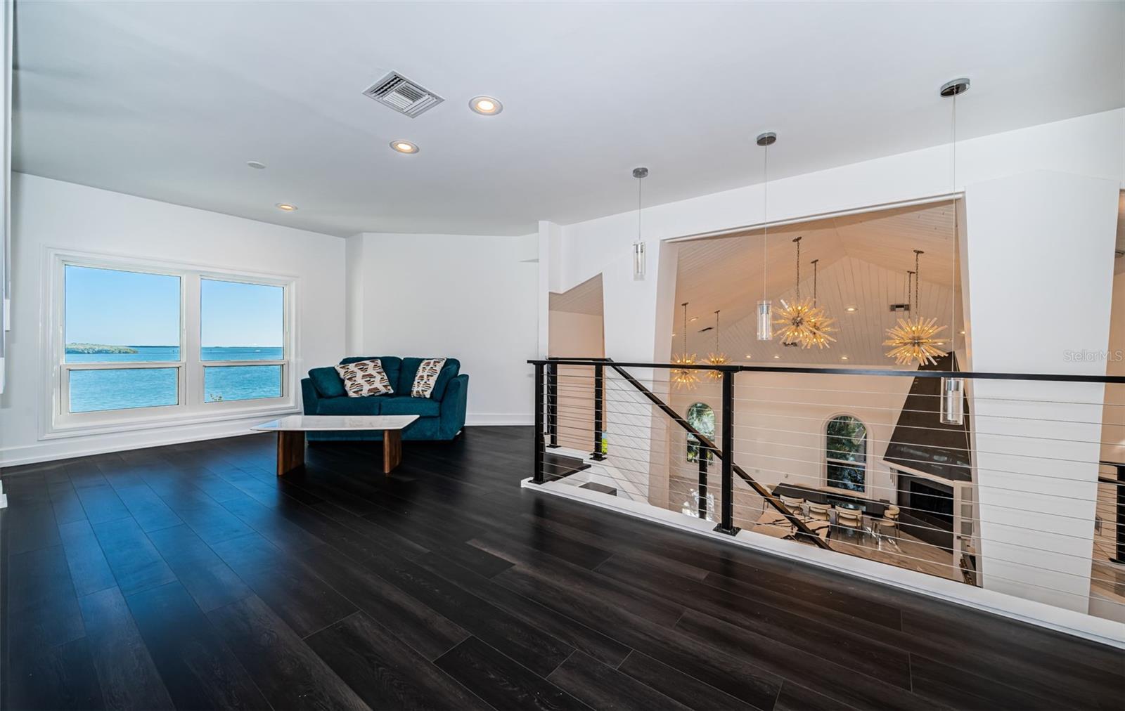 TB8472517 Property Photo