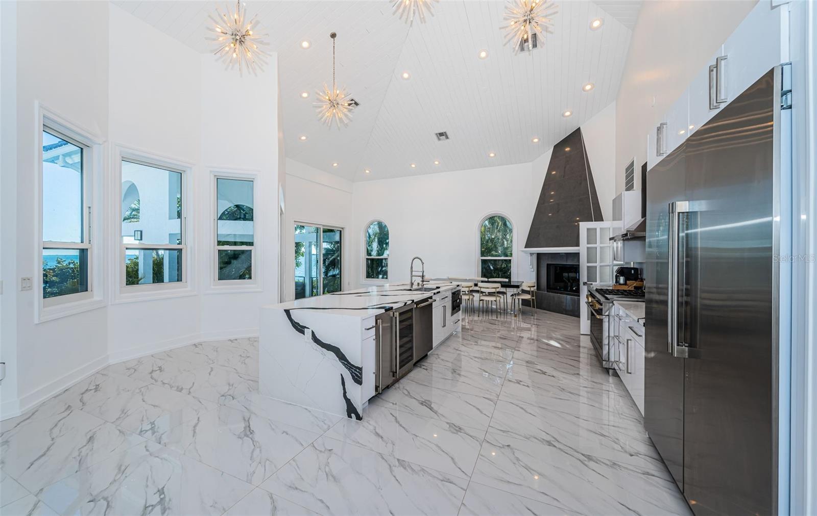 TB8472517 Property Photo