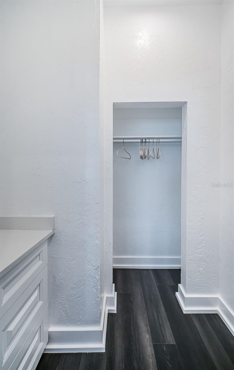 TB8472517 Property Photo