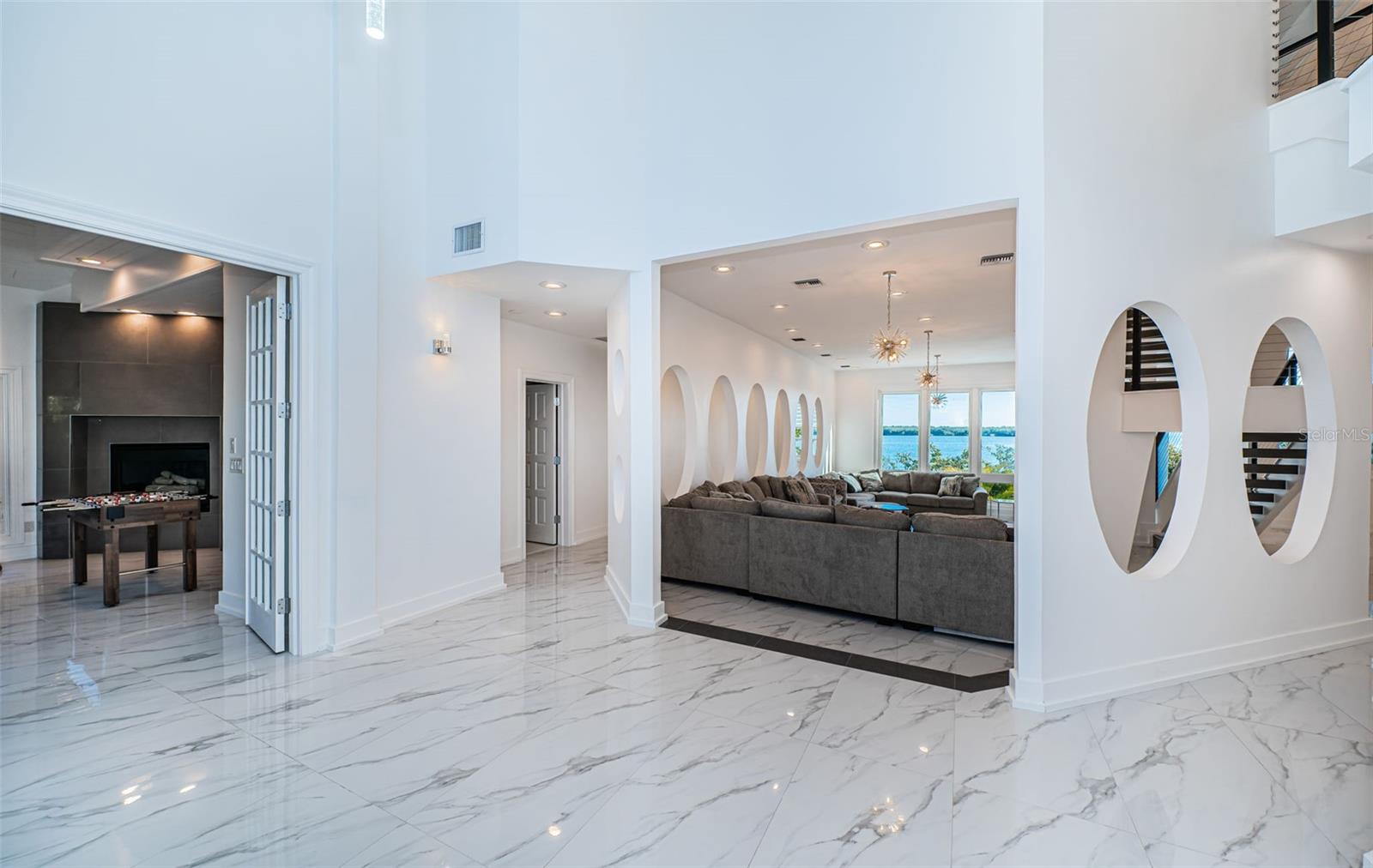 TB8472517 Property Photo