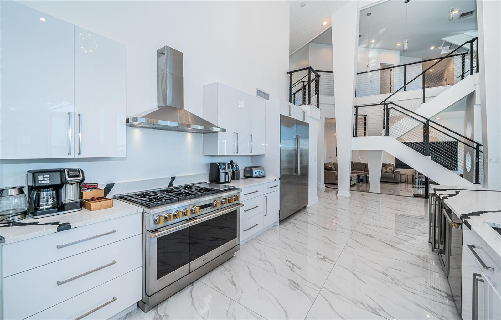 TB8472517 Property Photo