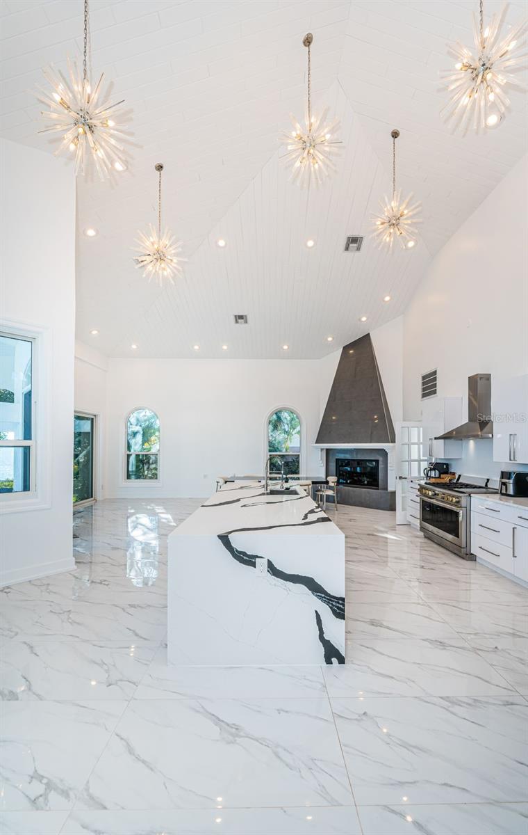 TB8472517 Property Photo